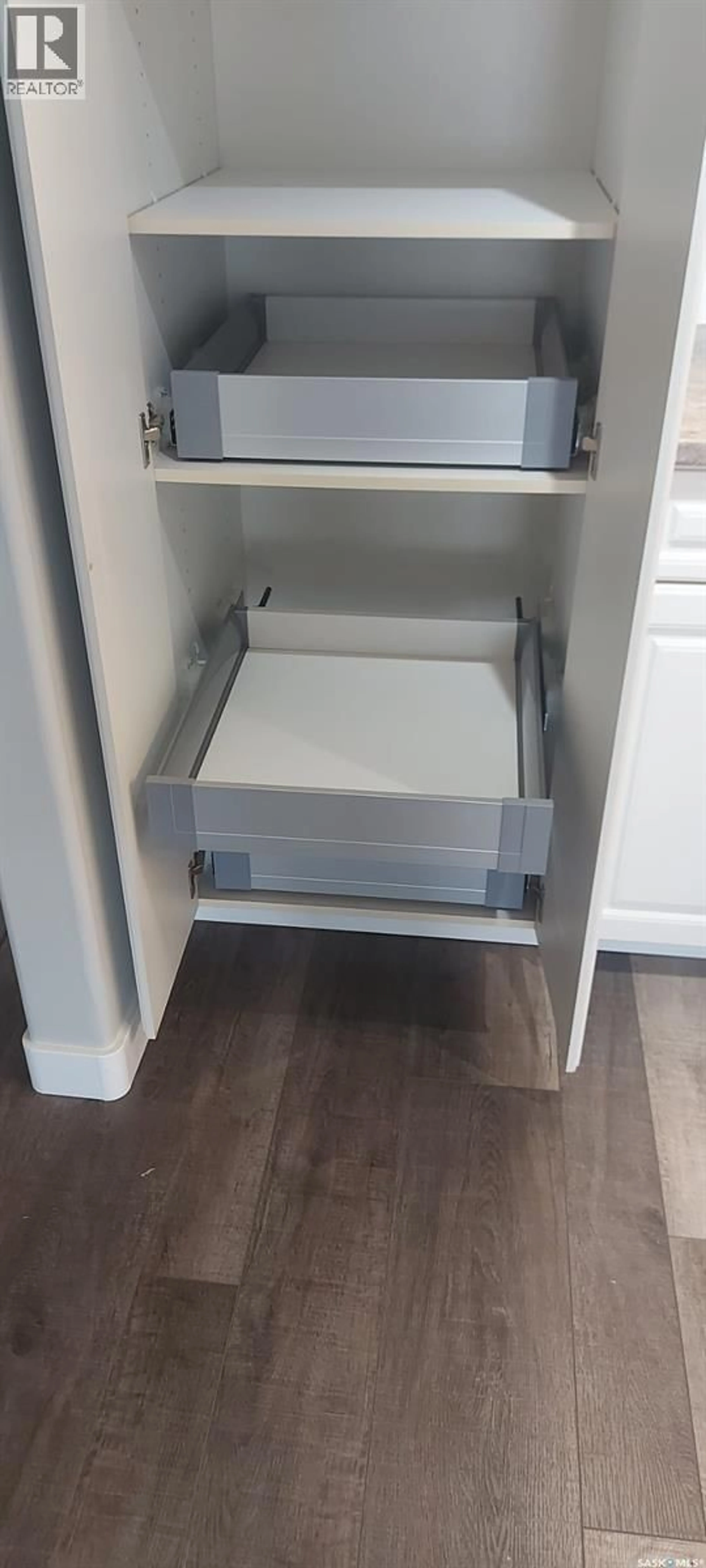 Unknown for 313 325 KEEVIL CRESCENT, Saskatoon Saskatchewan S7N4R8