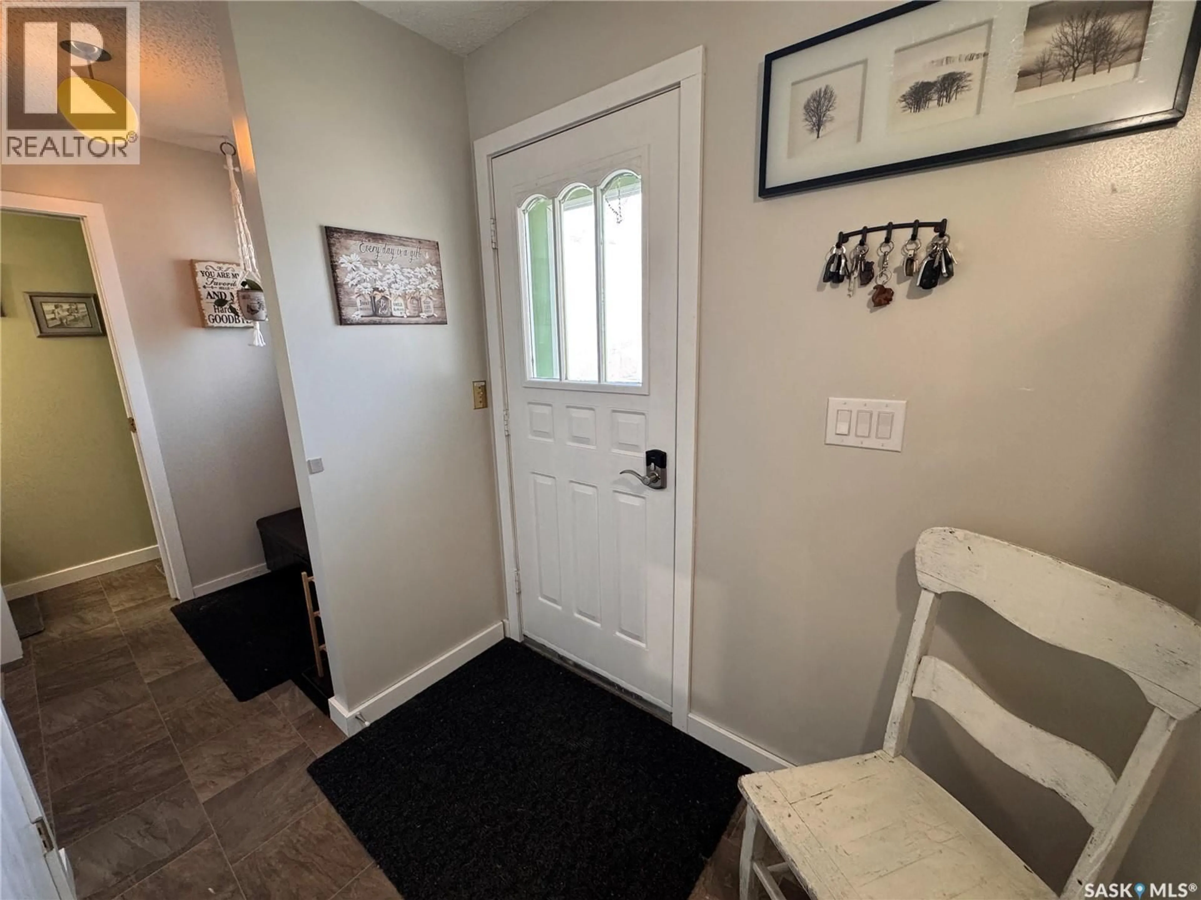 Indoor entryway for 415 3RD AVENUE, Biggar Saskatchewan S0K0M0