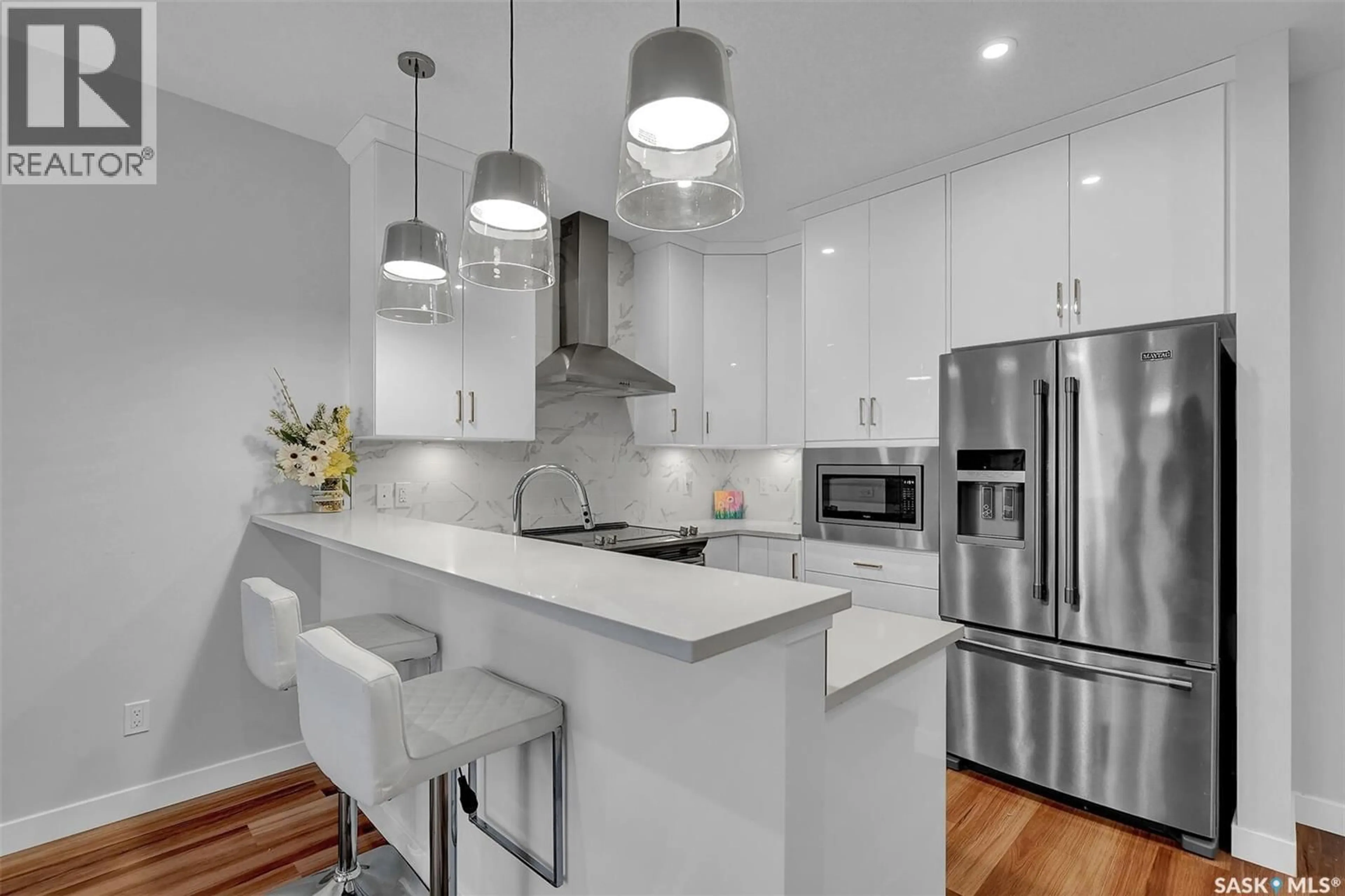 Contemporary kitchen, unknown for 206 - 3581 EVANS COURT, Regina Saskatchewan S4S7A3