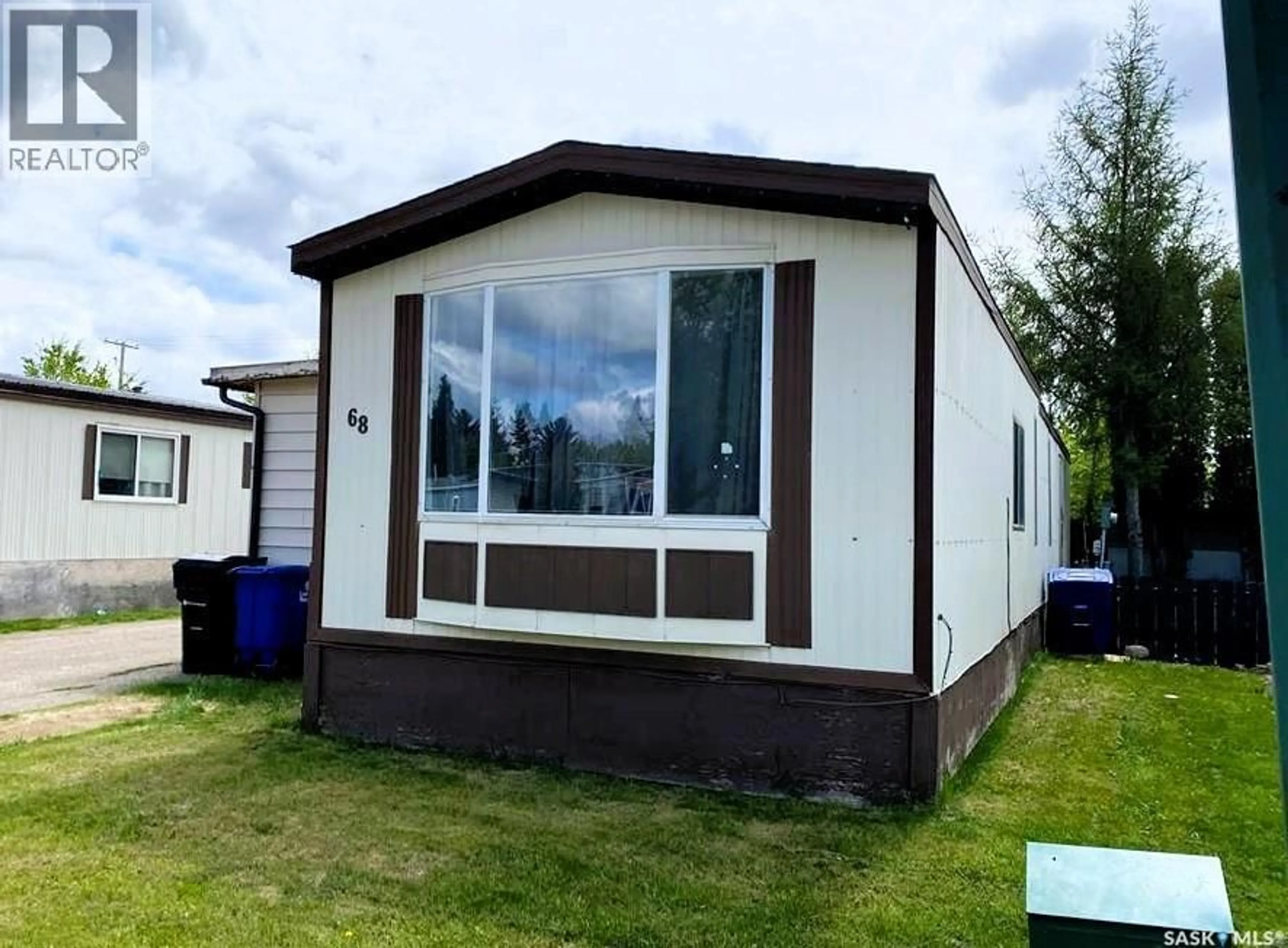 Home with vinyl exterior material, unknown for 1035 - 68 BOYCHUK DRIVE, Saskatoon Saskatchewan S7H5B2