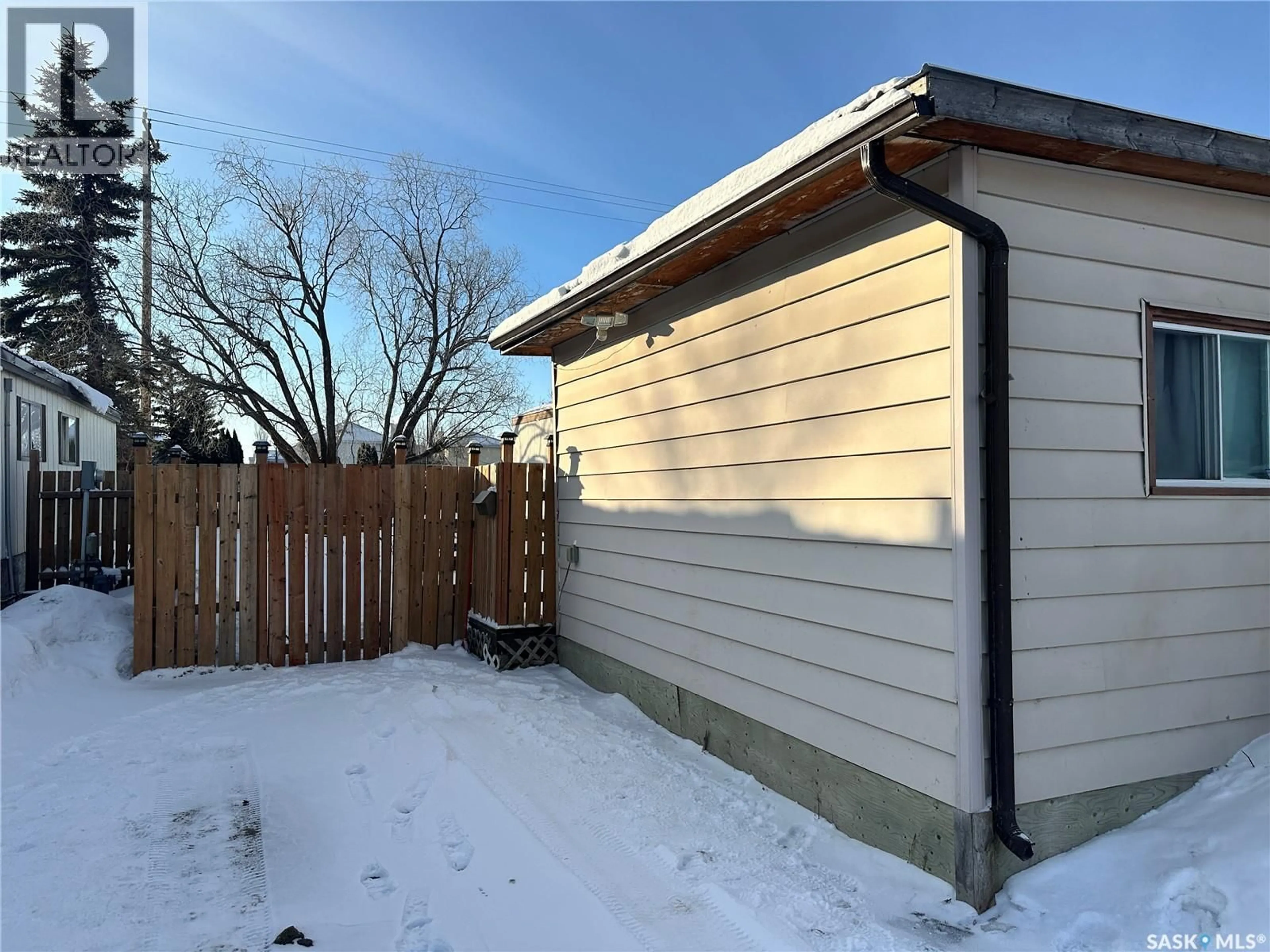 Shed for 1035 - 68 BOYCHUK DRIVE, Saskatoon Saskatchewan S7H5B2