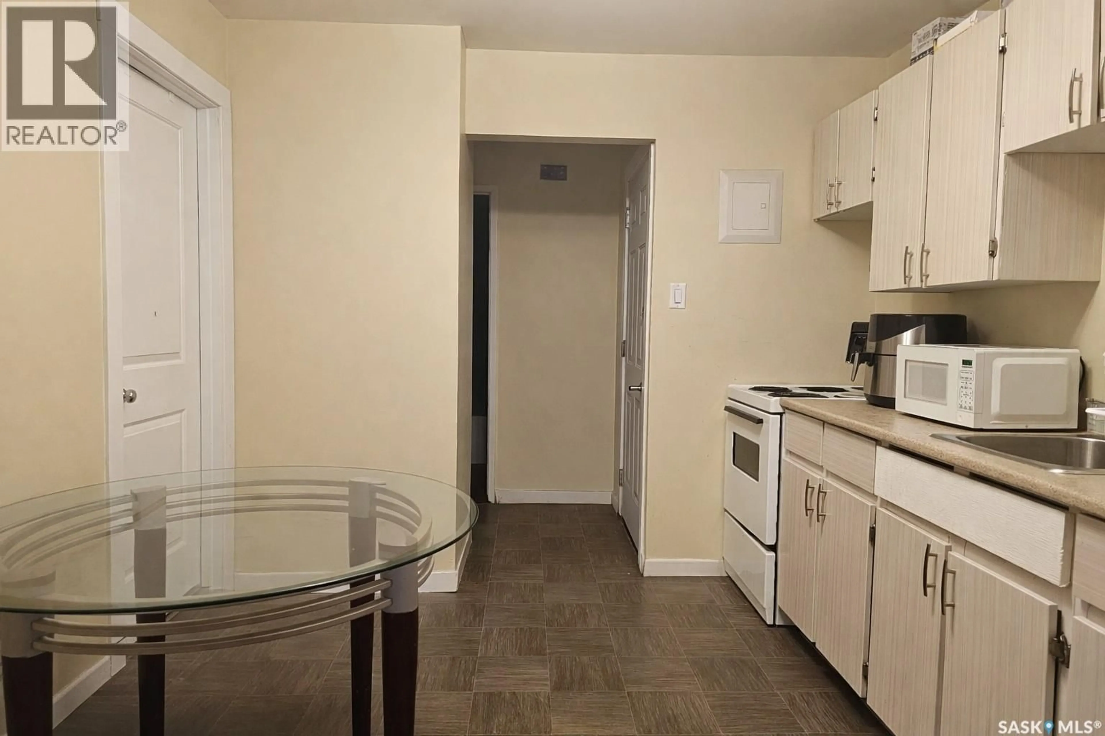 Standard kitchen, unknown for 1411 111TH STREET, North Battleford Saskatchewan S9A2K7