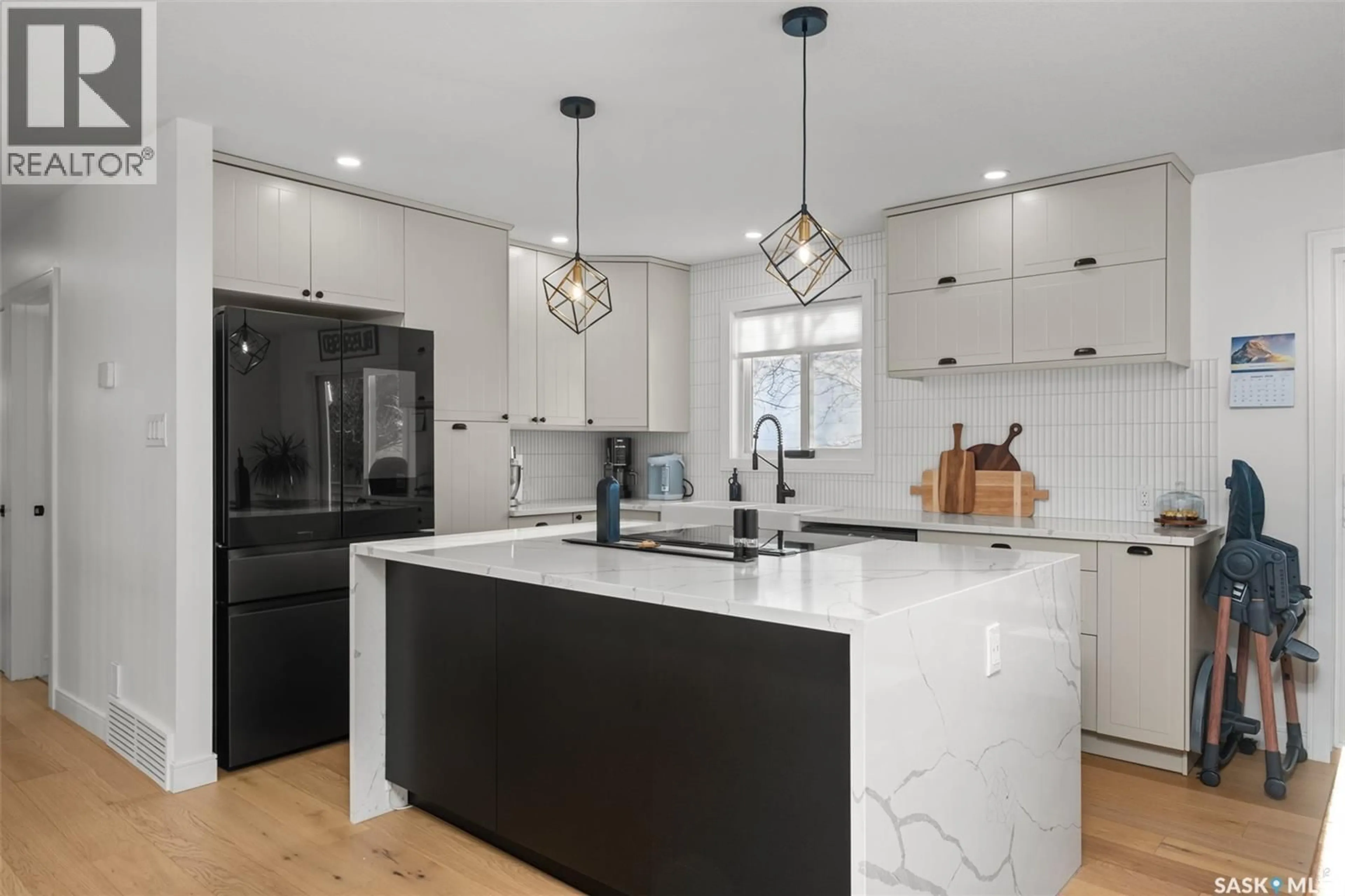 Contemporary kitchen, ceramic/tile floor for 3103 GREY OWL CRESCENT, Prince Albert Saskatchewan S6V6X3