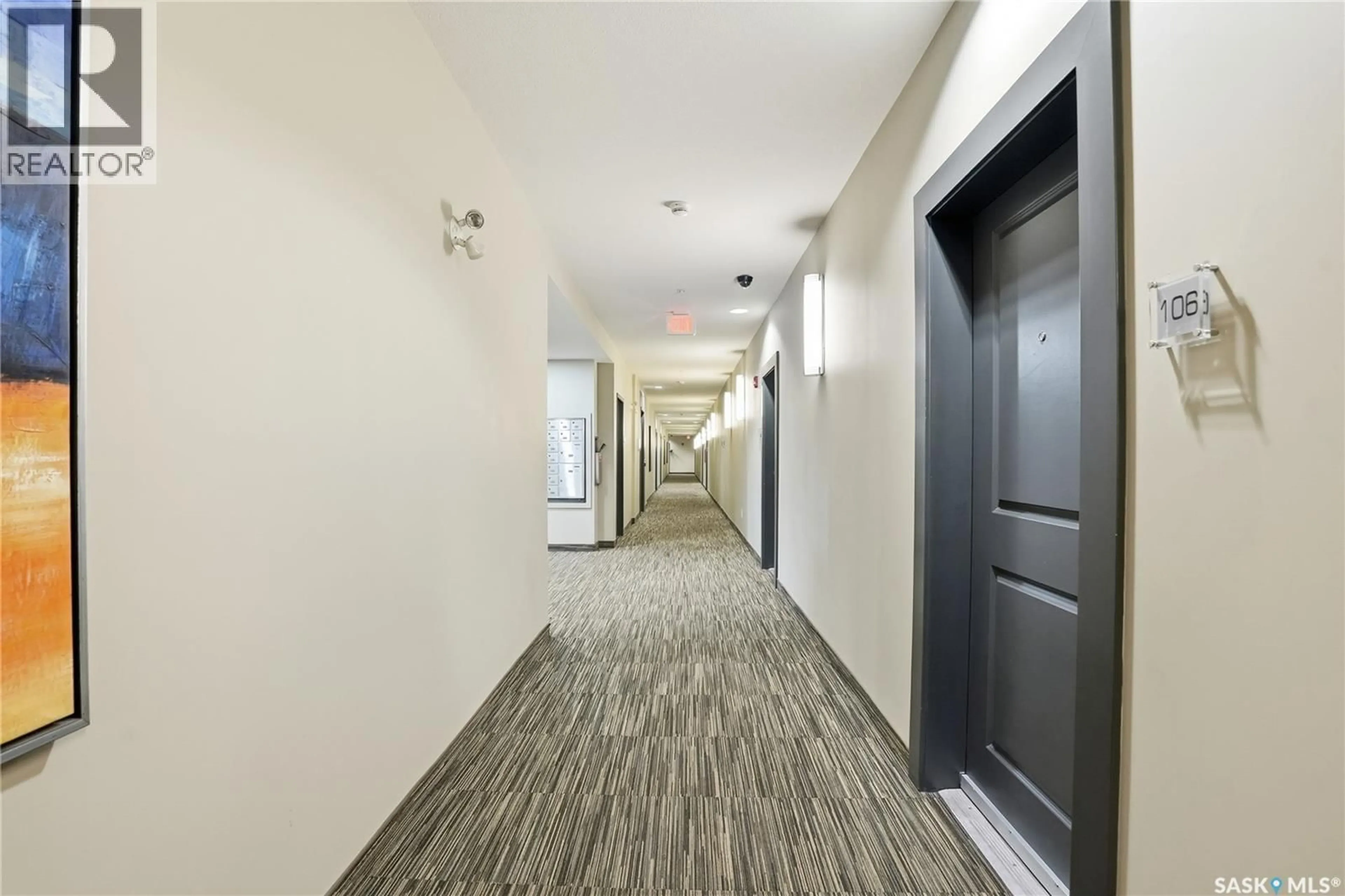 Indoor foyer for 211 - 106 LEDINGHAM STREET, Saskatoon Saskatchewan S7V0C5