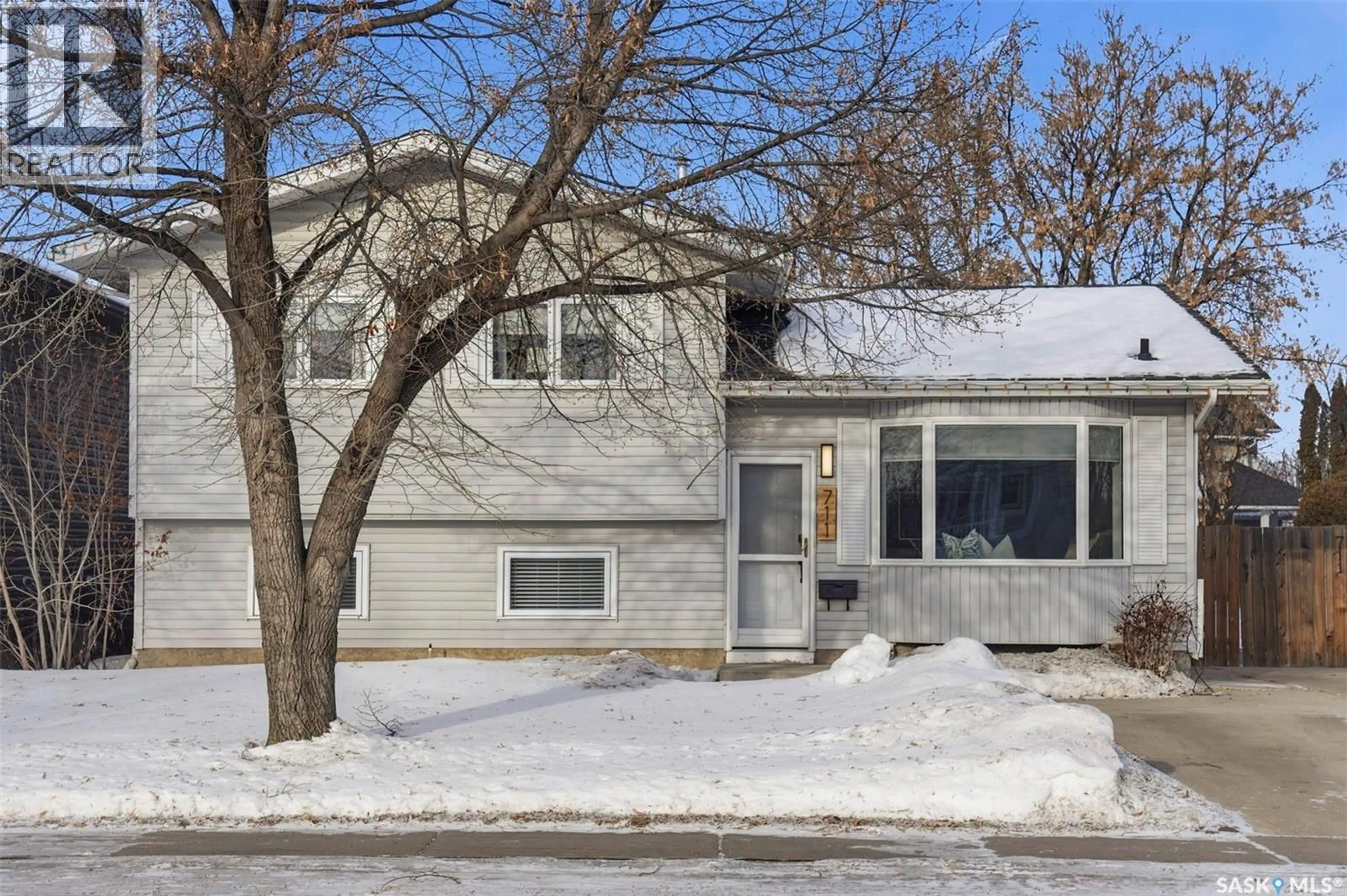 Unknown for 711 KERR ROAD, Saskatoon Saskatchewan S7N3R7