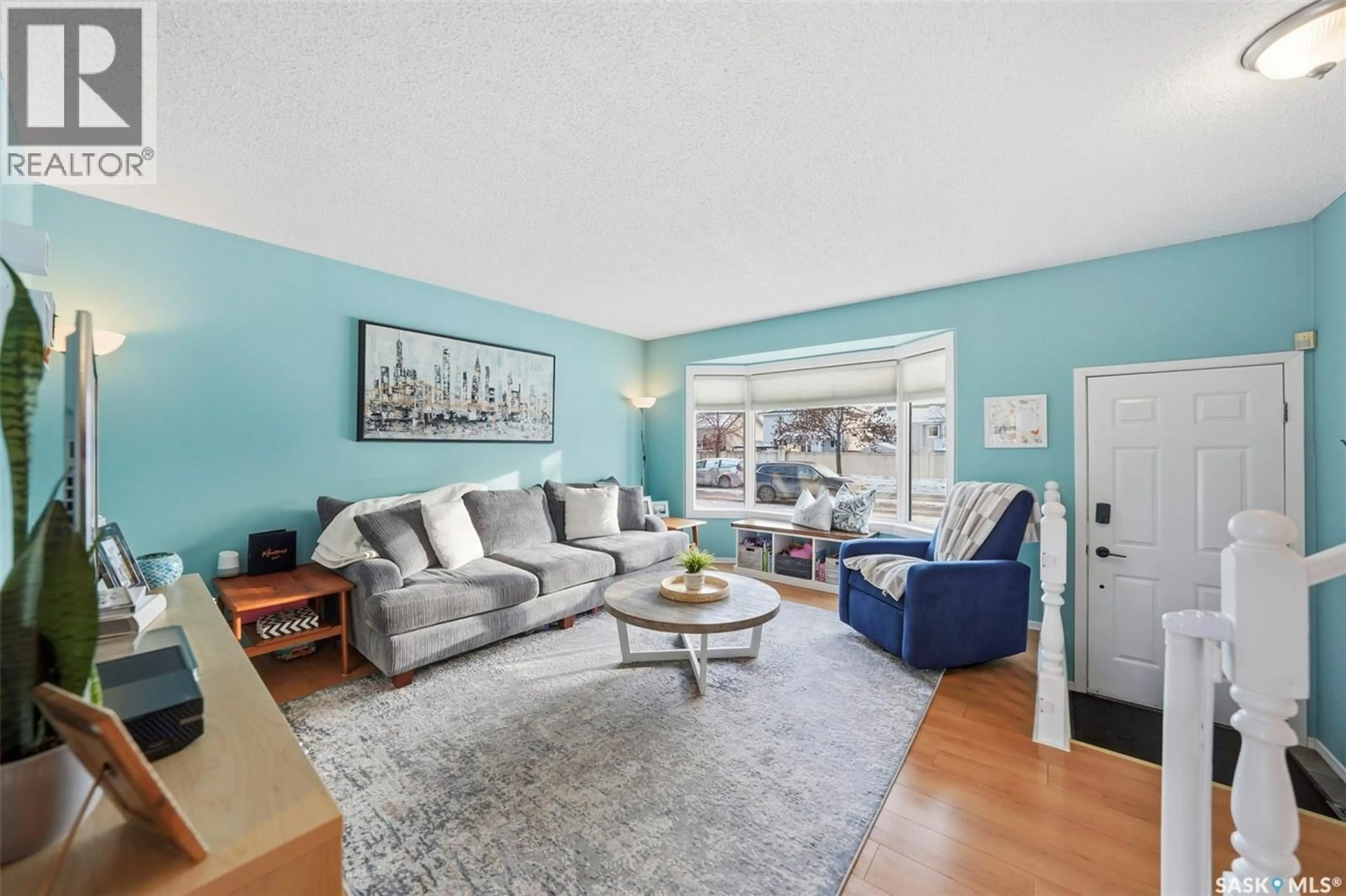 Living room with furniture, unknown for 711 KERR ROAD, Saskatoon Saskatchewan S7N3R7