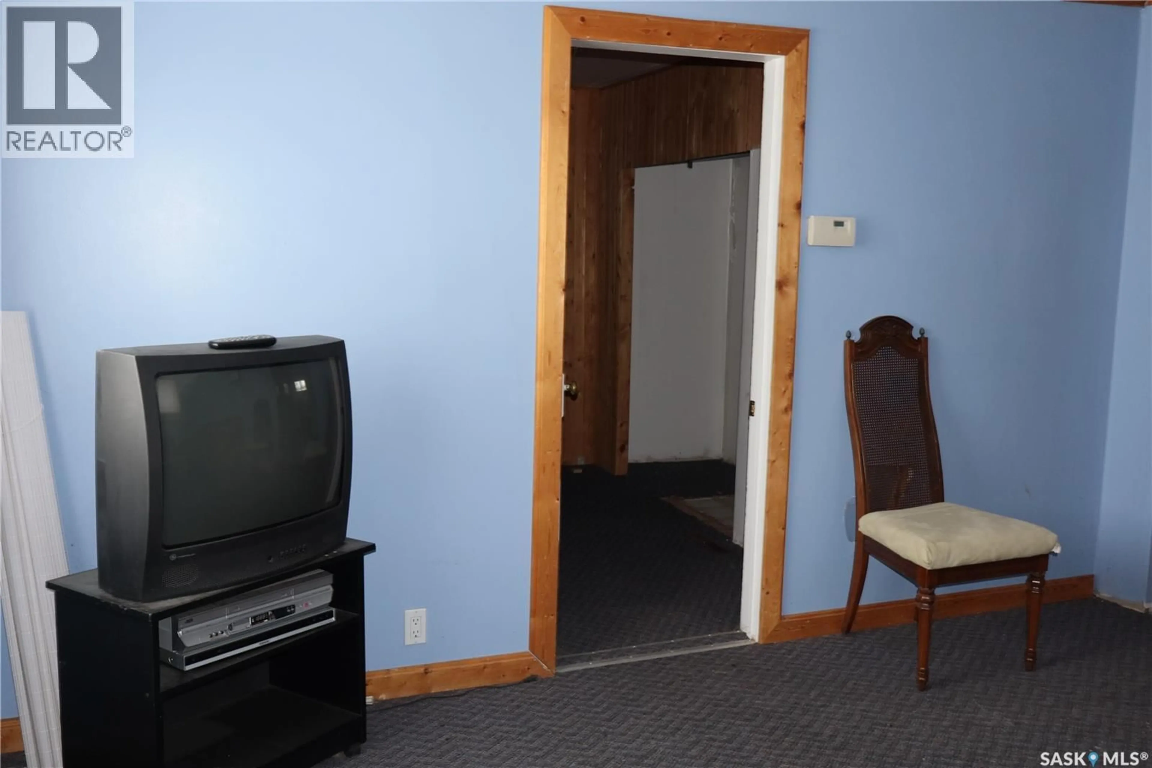 A pic of a room for 311 2ND AVENUE, Assiniboia Saskatchewan S0H0B0