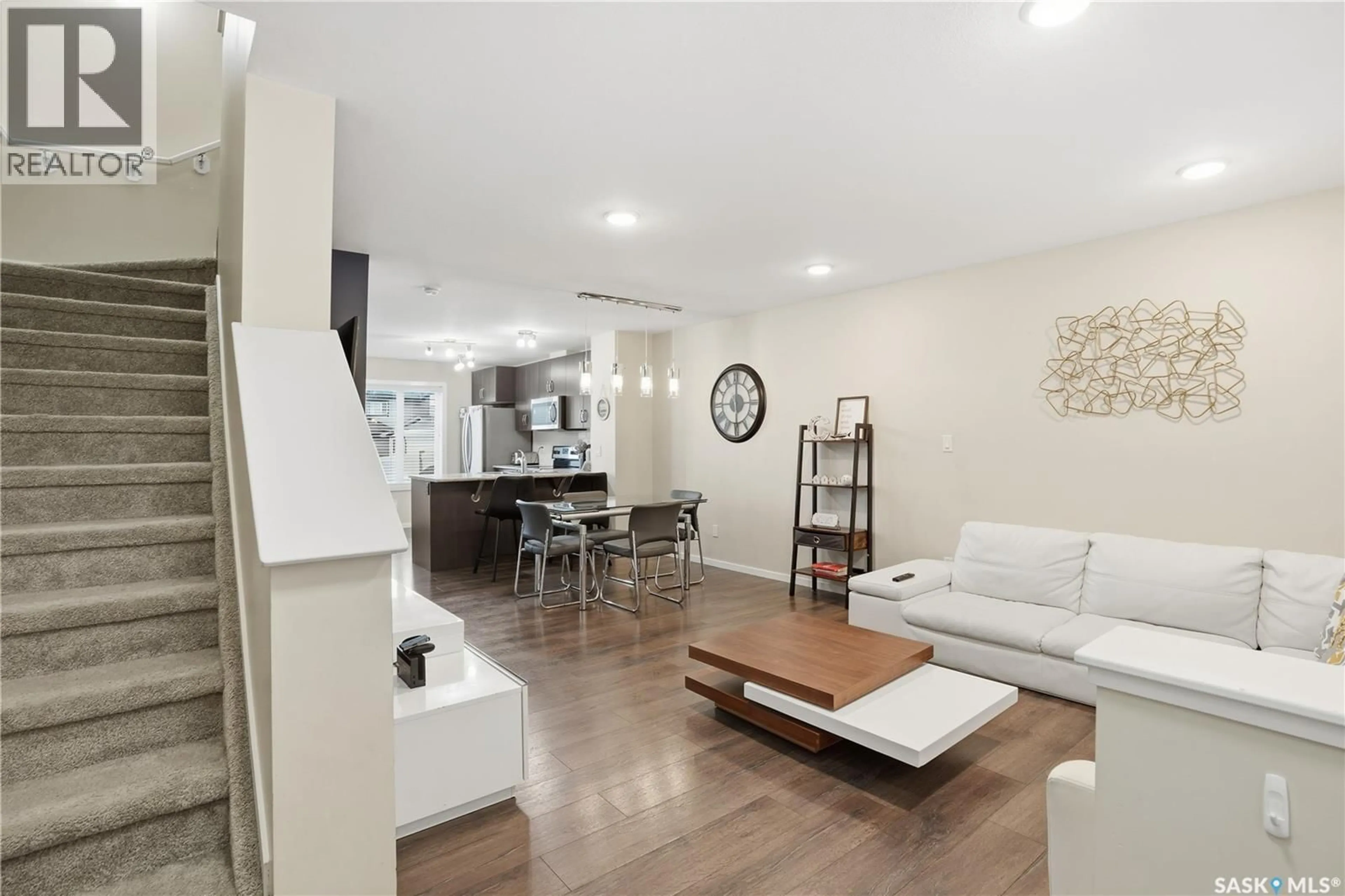 Living room with furniture, unknown for 7904 CANOLA AVENUE, Regina Saskatchewan S4Y0E8