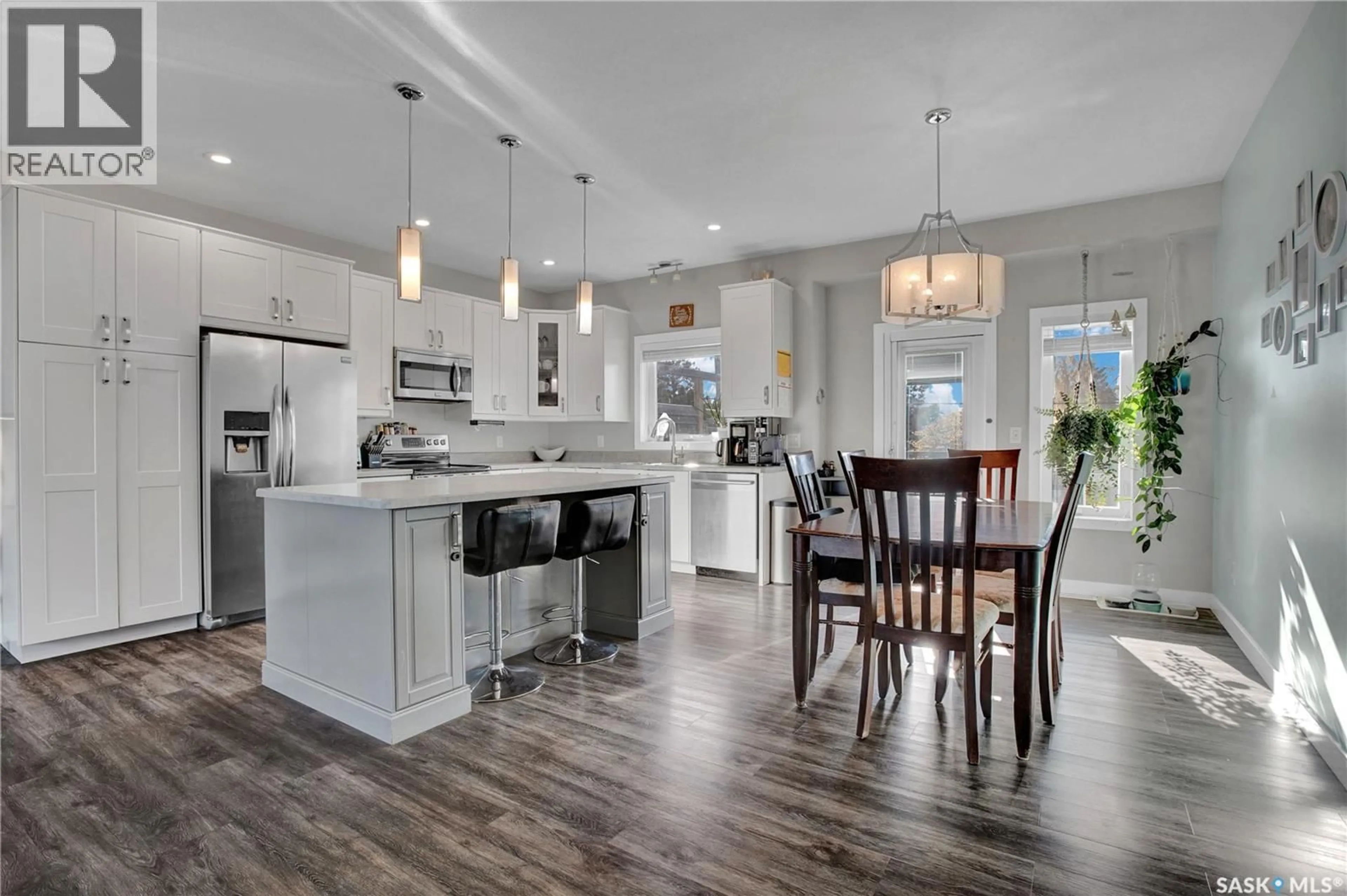 Open concept kitchen, unknown for 214 4TH STREET, Hague Saskatchewan S0K1X0