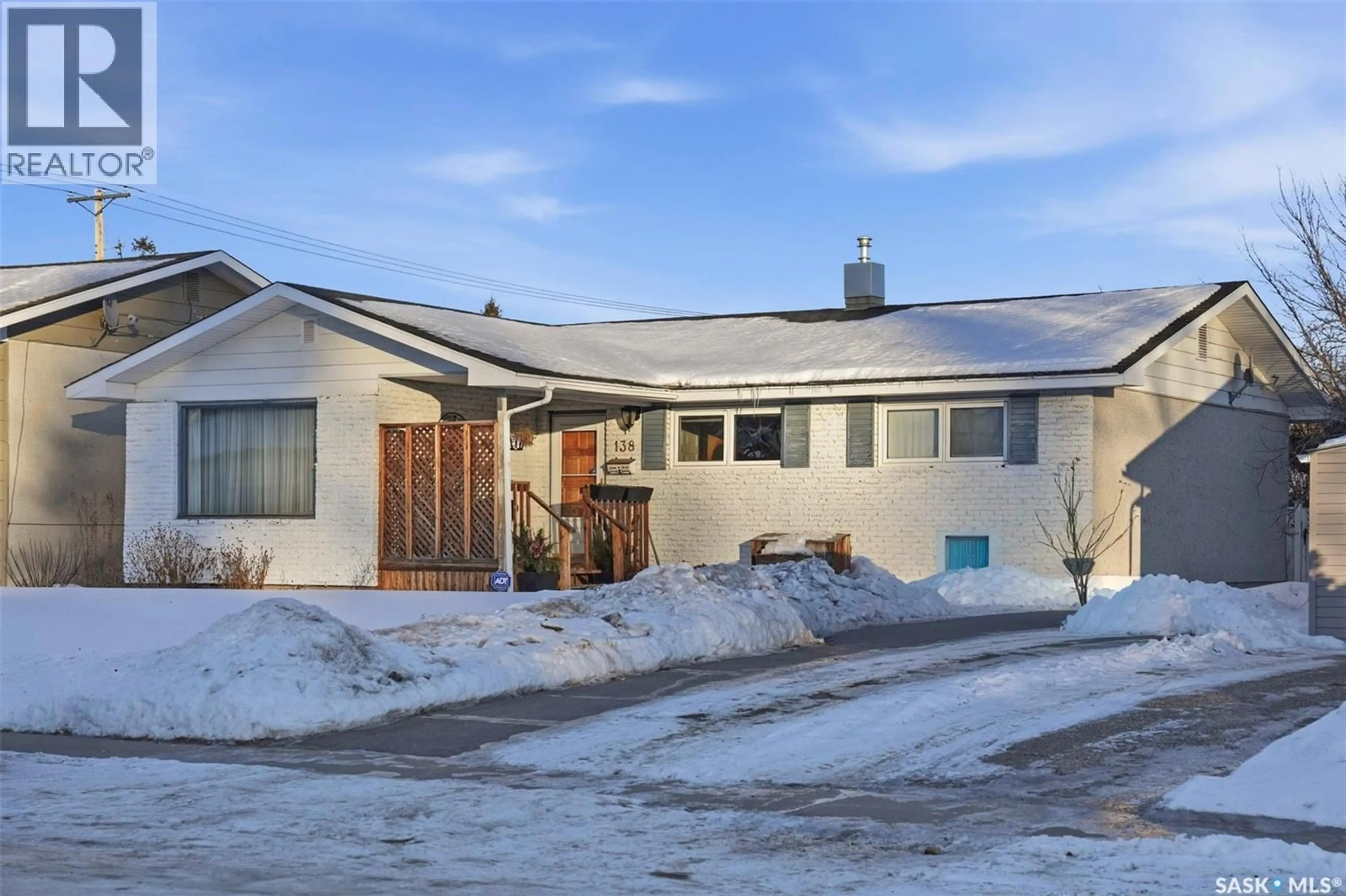 Unknown for 138 MACLEAN CRESCENT, Saskatoon Saskatchewan S7J2R7