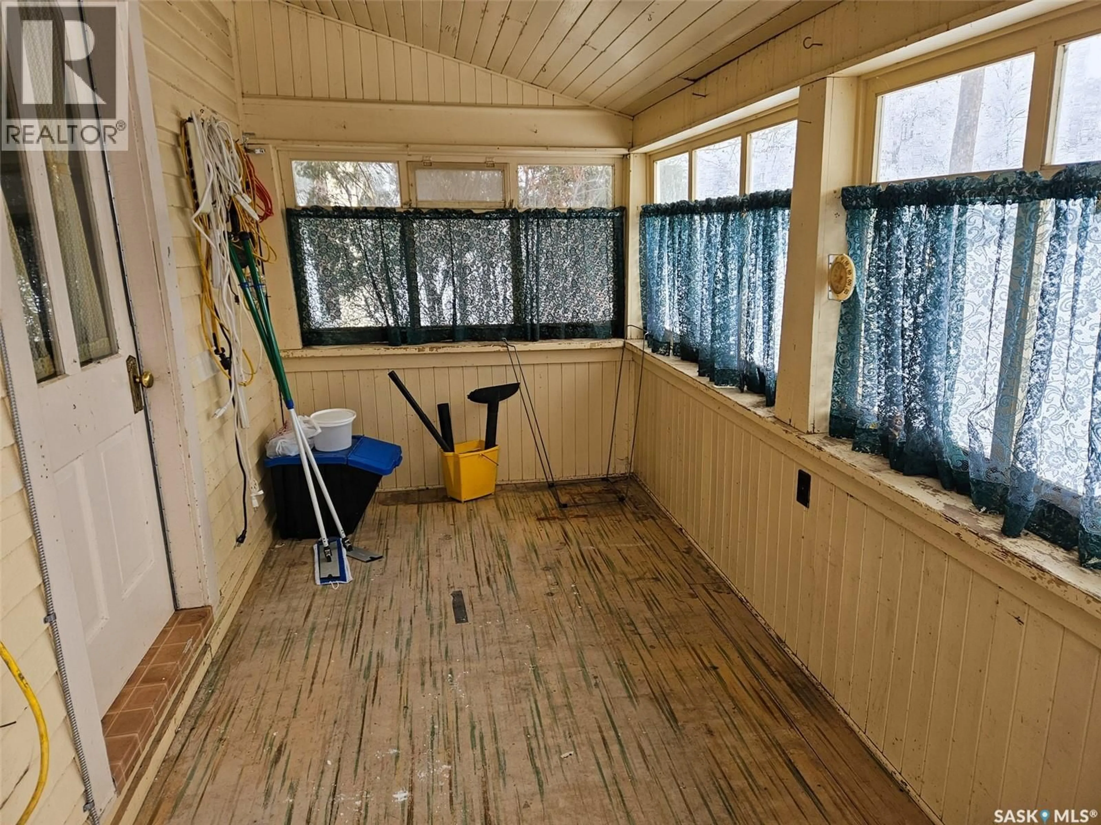 A pic of a room for 404 BROWNLEE STREET, Herbert Saskatchewan S0H2A0