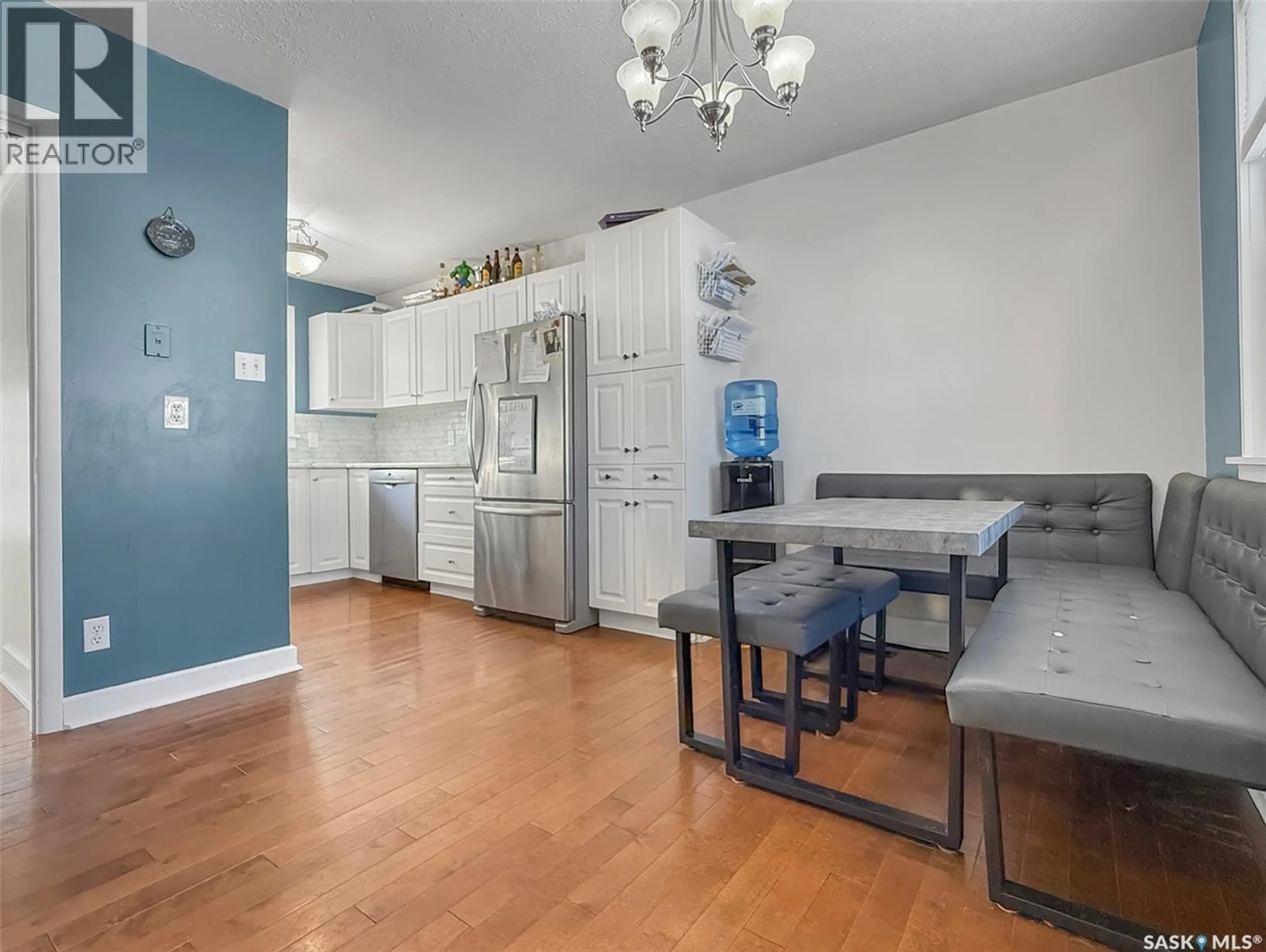 Open concept kitchen, unknown for 1110 BOTHWELL DRIVE, Swift Current Saskatchewan S9H1Z9