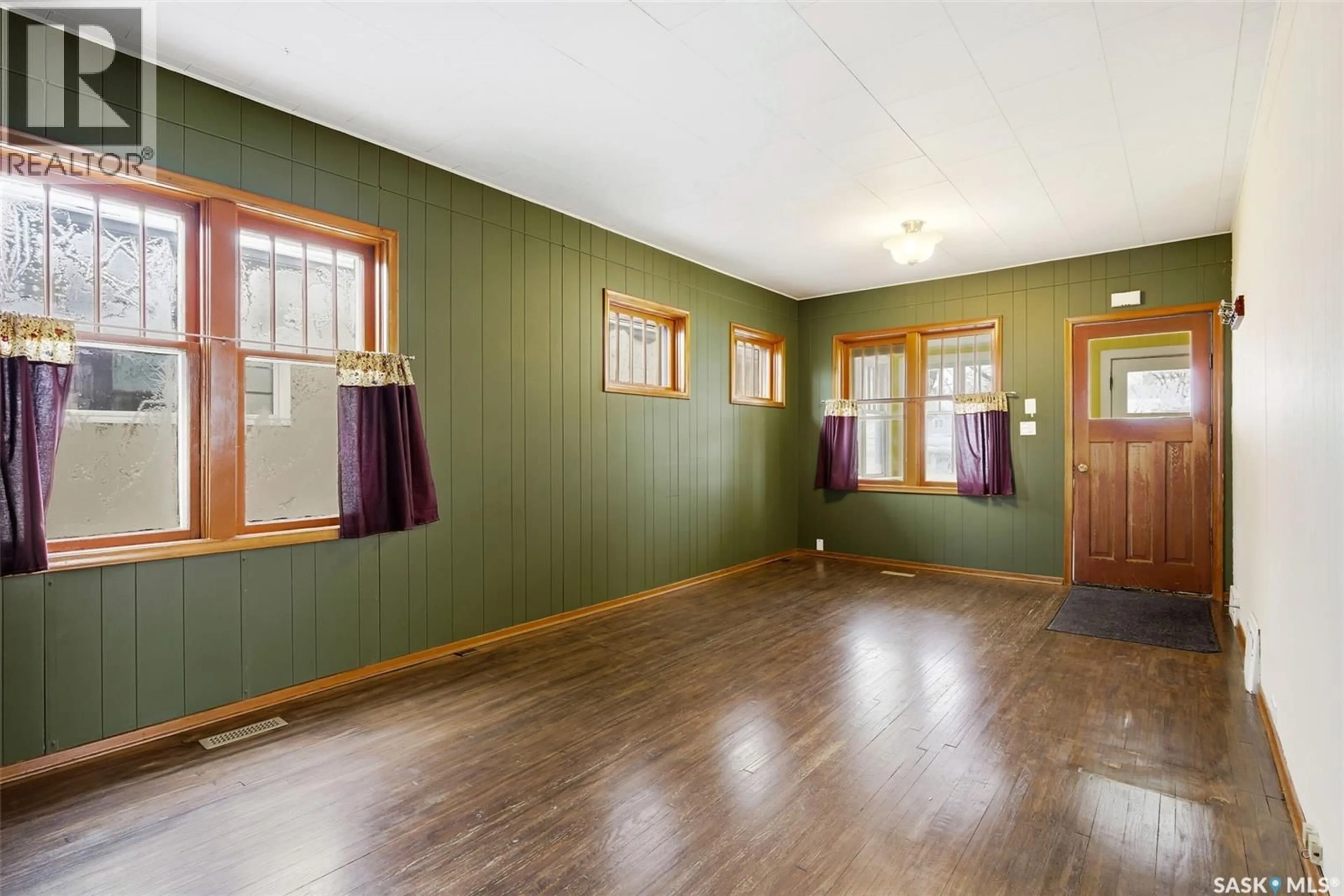 A pic of a room for 1929 TORONTO STREET, Regina Saskatchewan S4P1M9