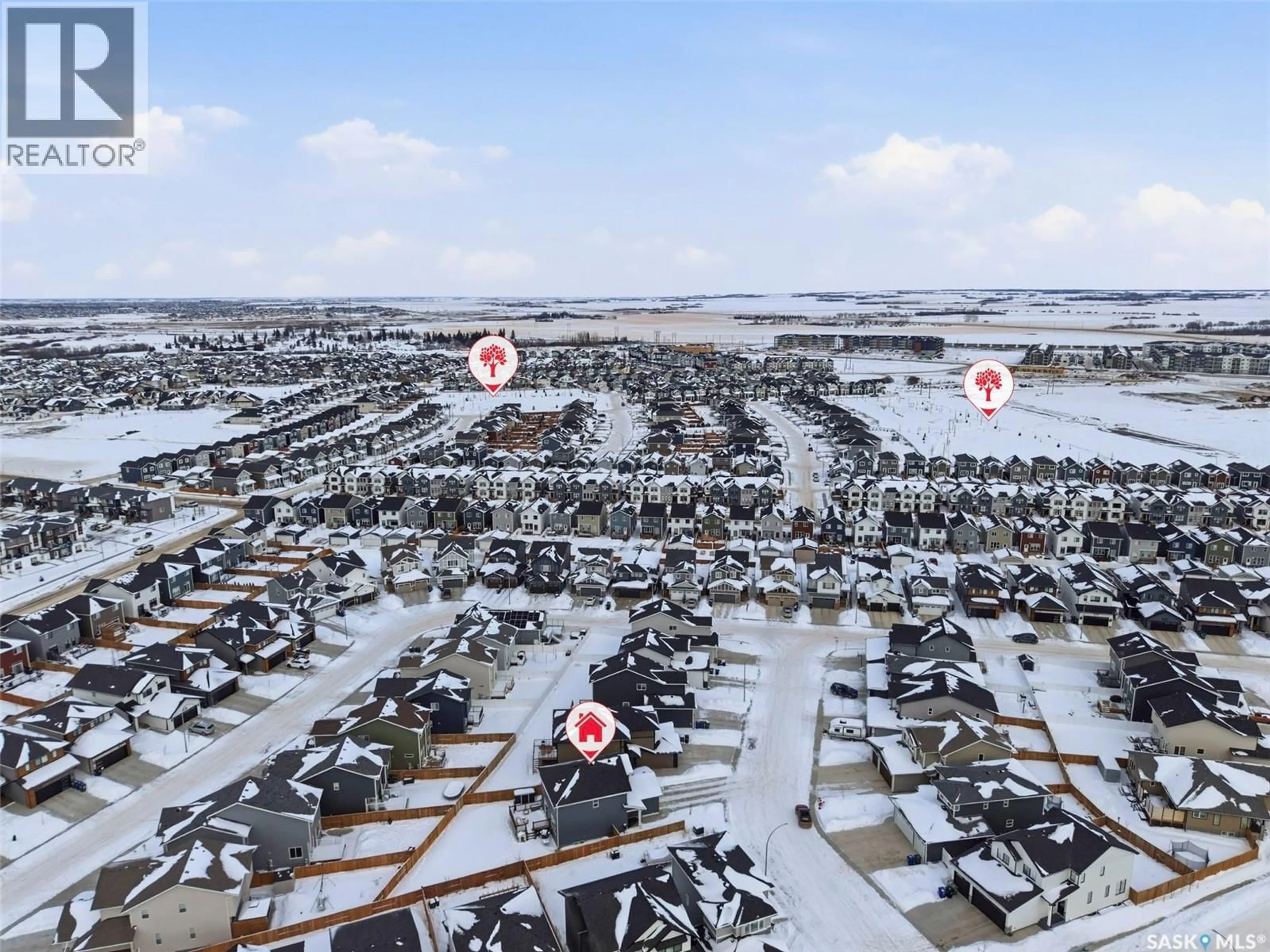 A pic from outside/outdoor area/front of a property/back of a property/a pic from drone, unknown for 307 KEITH UNION, Saskatoon Saskatchewan S7V0X9