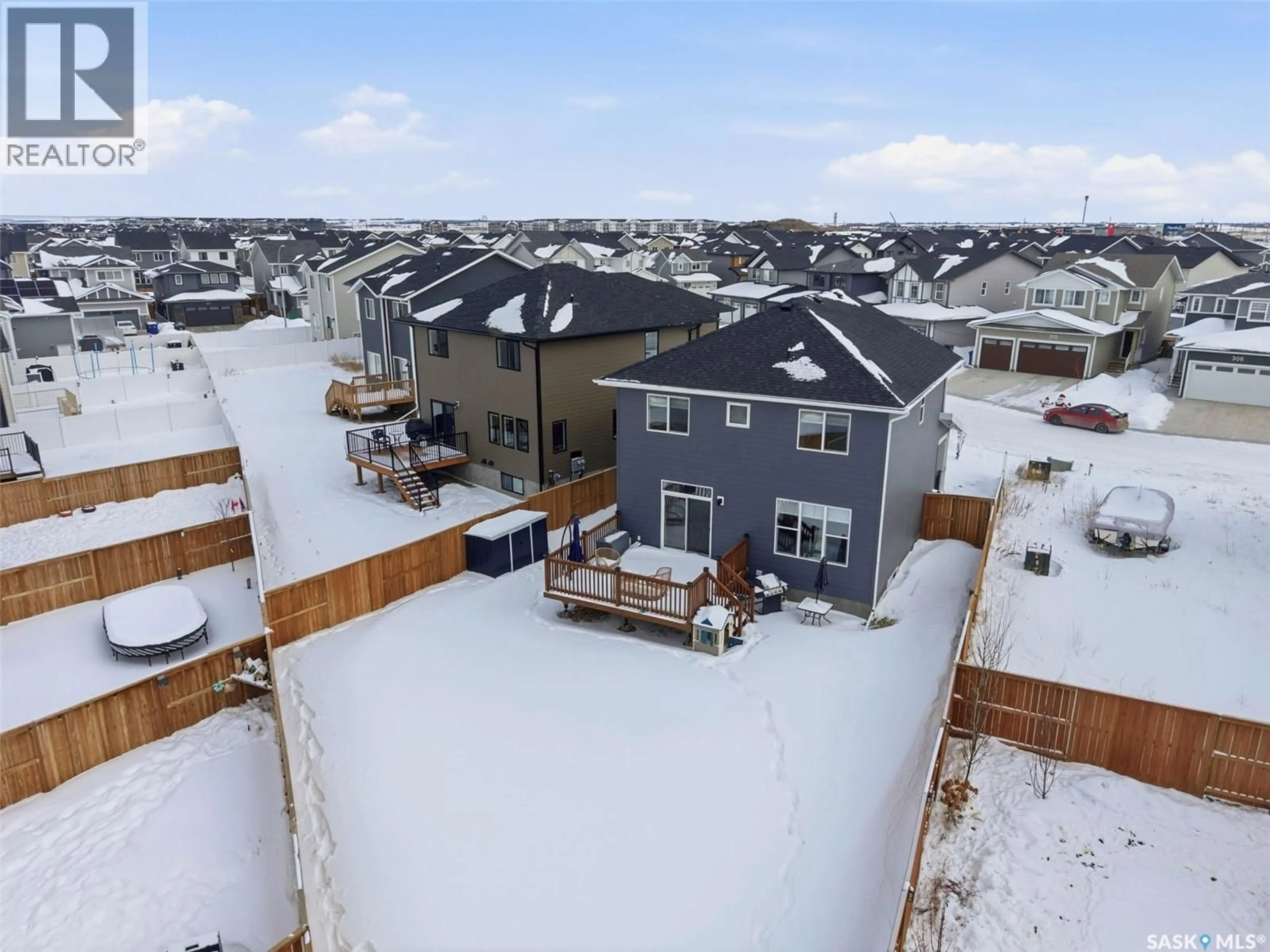A pic from outside/outdoor area/front of a property/back of a property/a pic from drone, unknown for 307 KEITH UNION, Saskatoon Saskatchewan S7V0X9
