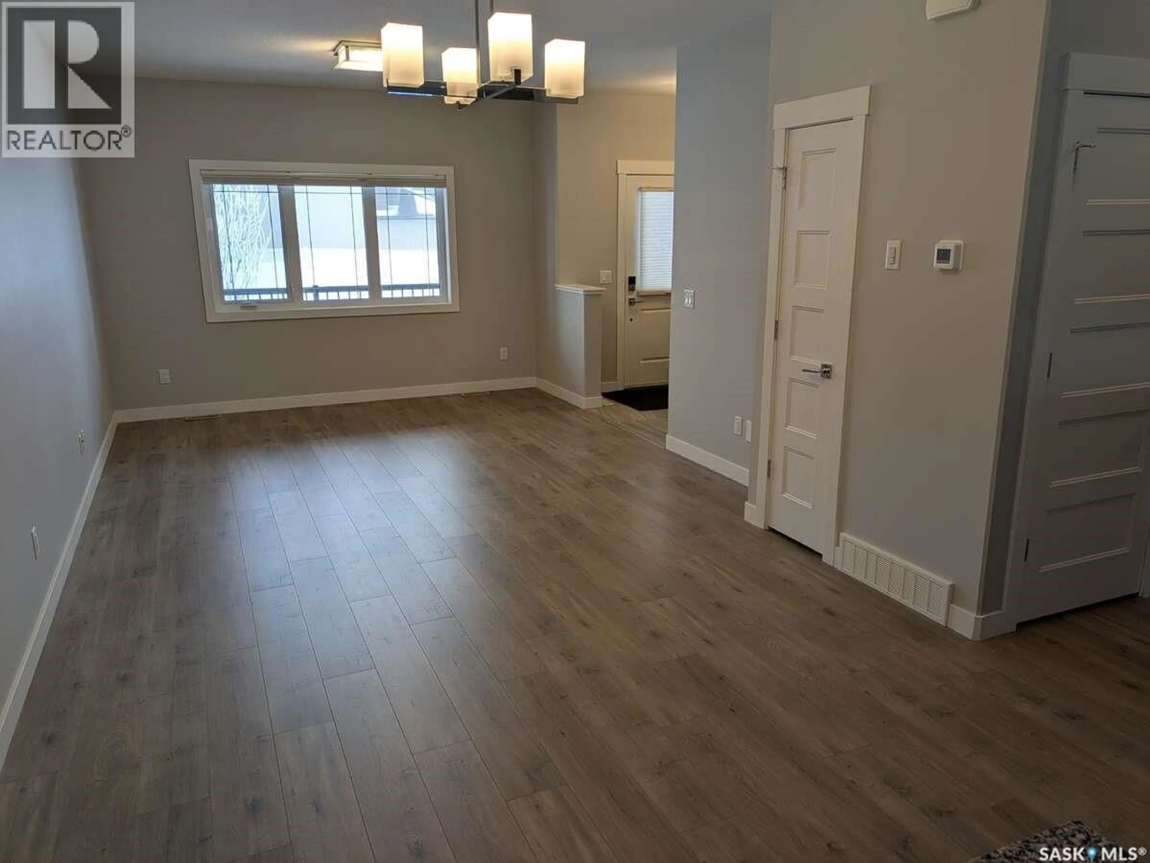 A pic of a room for 3132 CROSBIE CRESCENT, Regina Saskatchewan S4V3S2