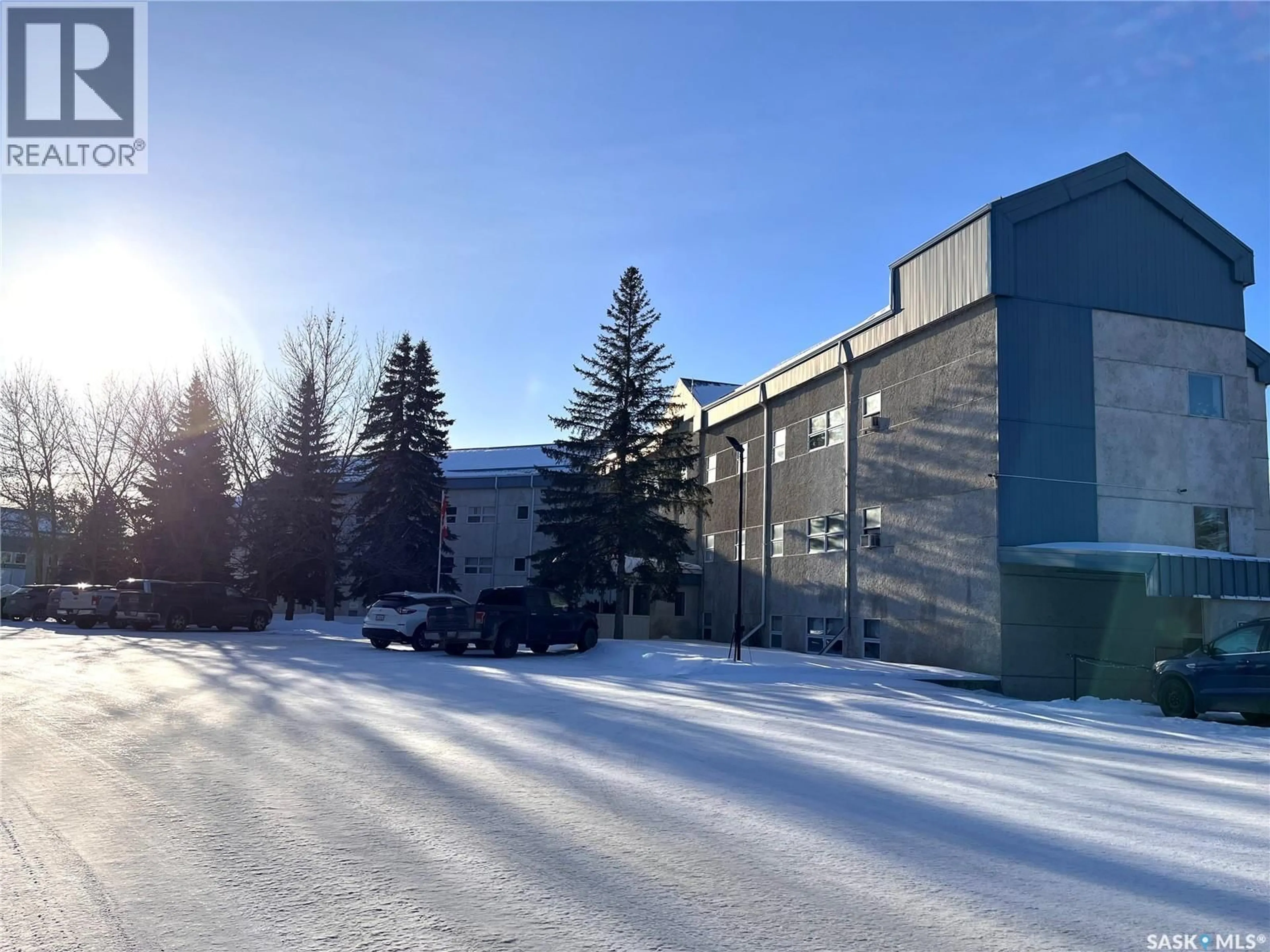 A pic from outside/outdoor area/front of a property/back of a property/a pic from drone, building for 308 102 MANOR DRIVE, Nipawin Saskatchewan S0E1E0