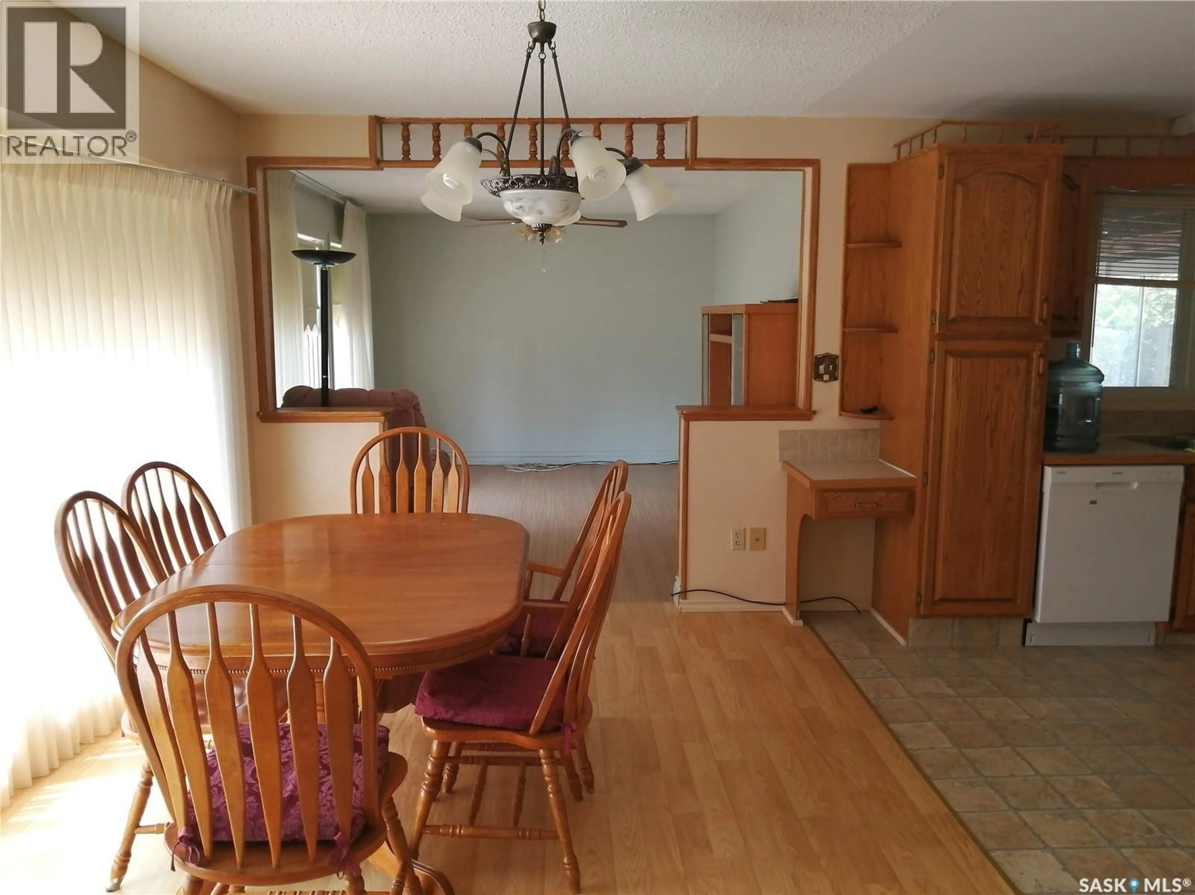 Dining room, unknown for 144 2ND STREET, Ponteix Saskatchewan S0N1Z0