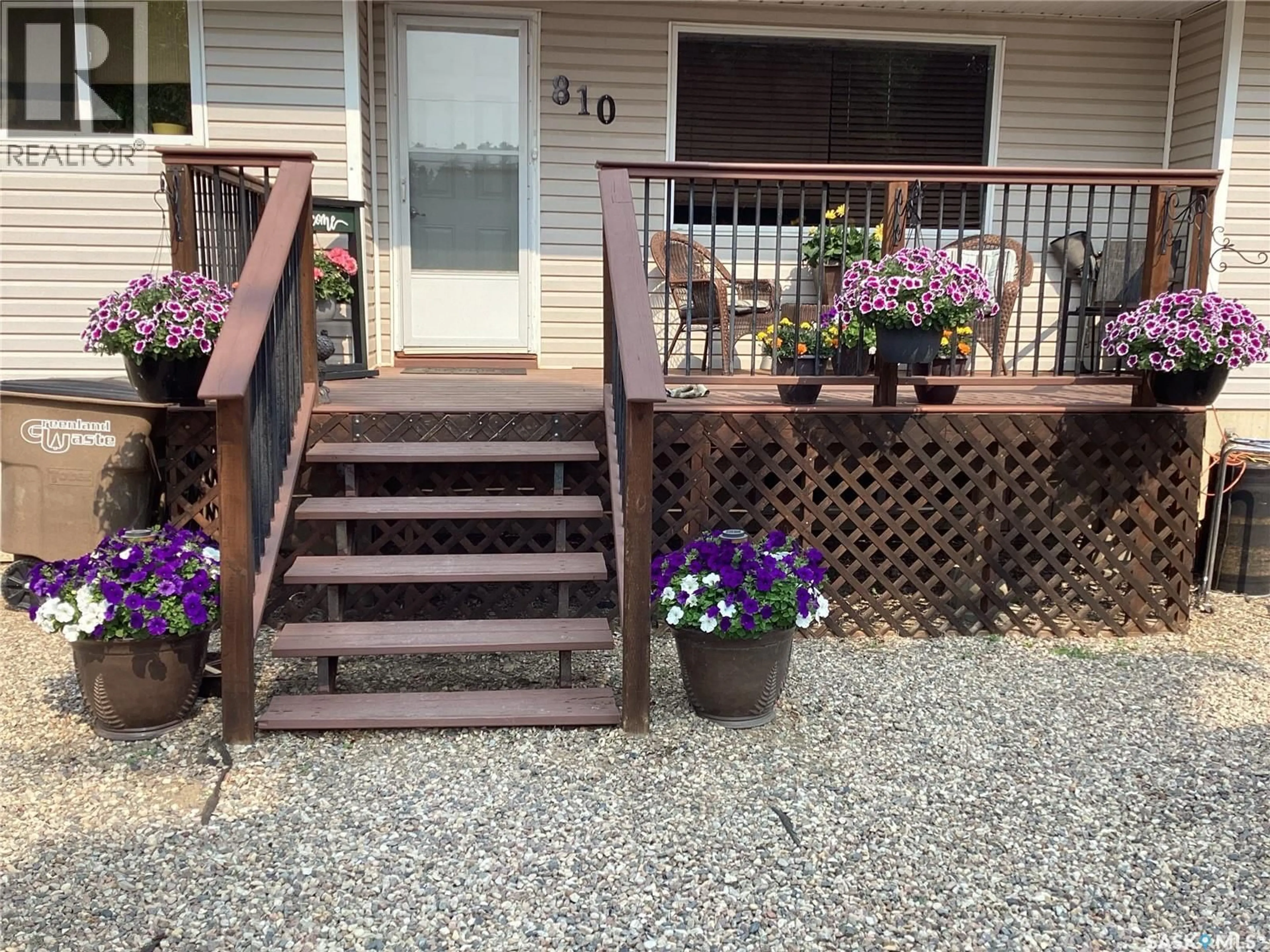 Patio, street for 810 MAIN STREET, Big River Saskatchewan S0J0E0