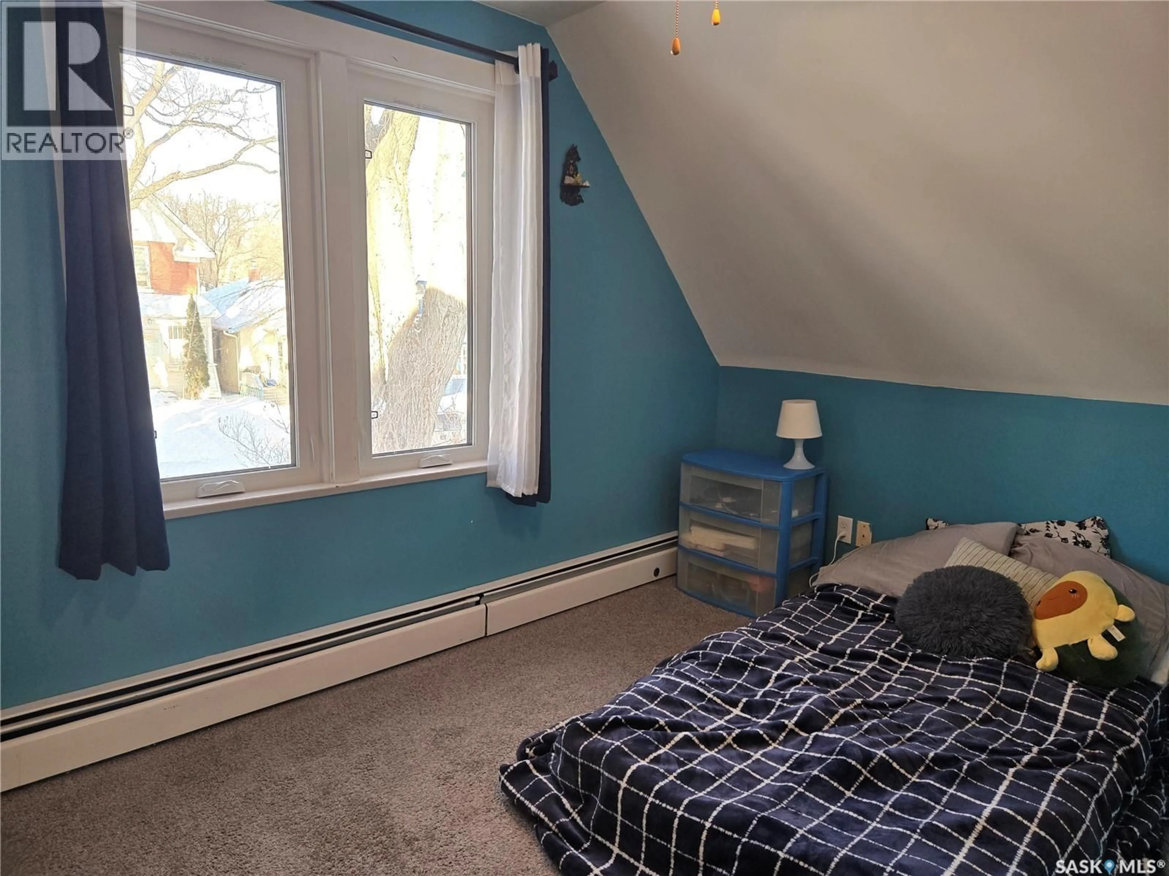 A pic of a room for 209 28TH STREET, Saskatoon Saskatchewan S7L0K4