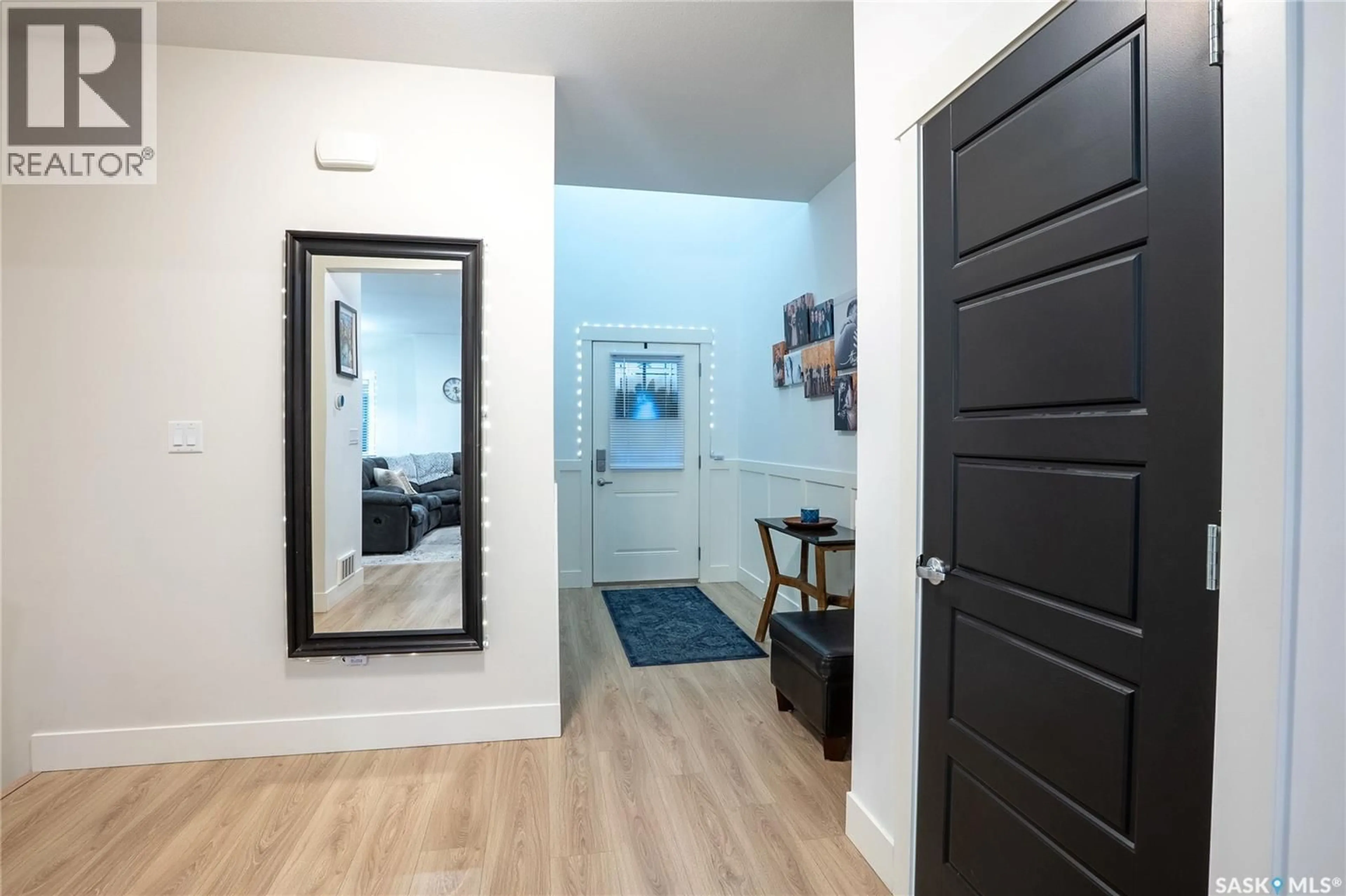 Indoor entryway for 900 - 96 ST ANDREWS LANE, Warman Saskatchewan S0K4S4