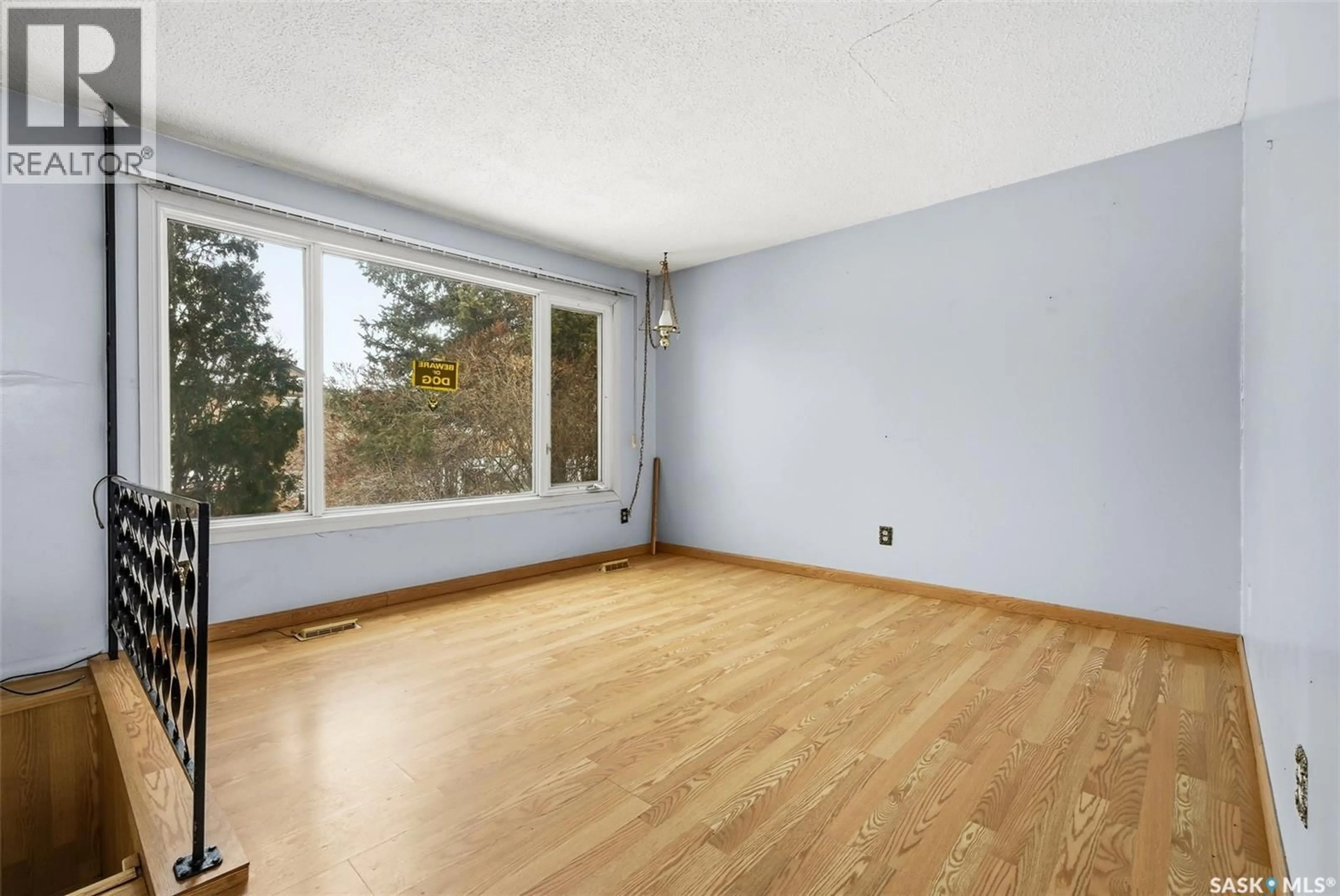 A pic of a room for 535 OSLER STREET, Regina Saskatchewan S4R1W2