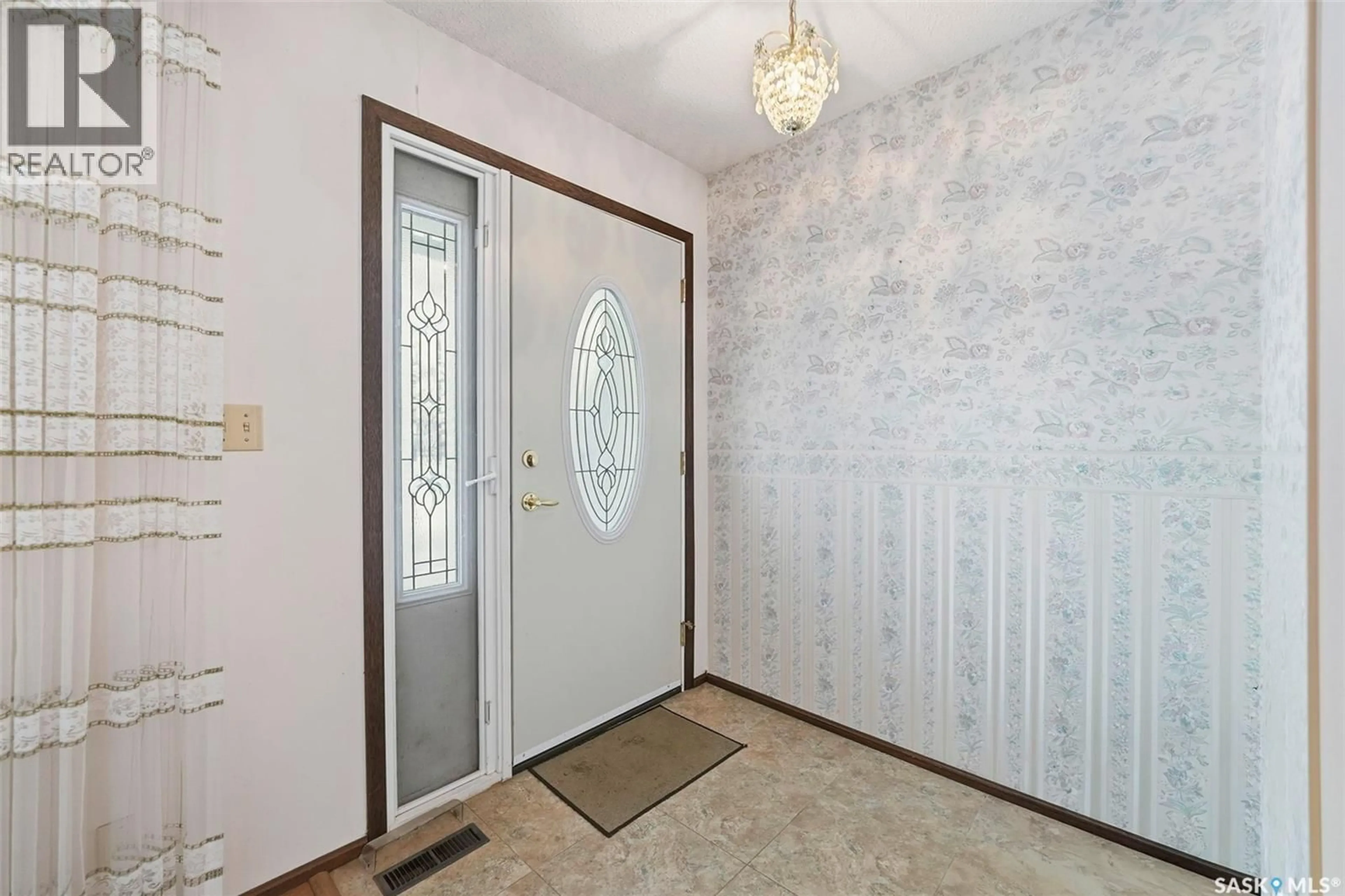 Indoor entryway for 164 SYLVITE CRESCENT, Allan Saskatchewan S0K0C0