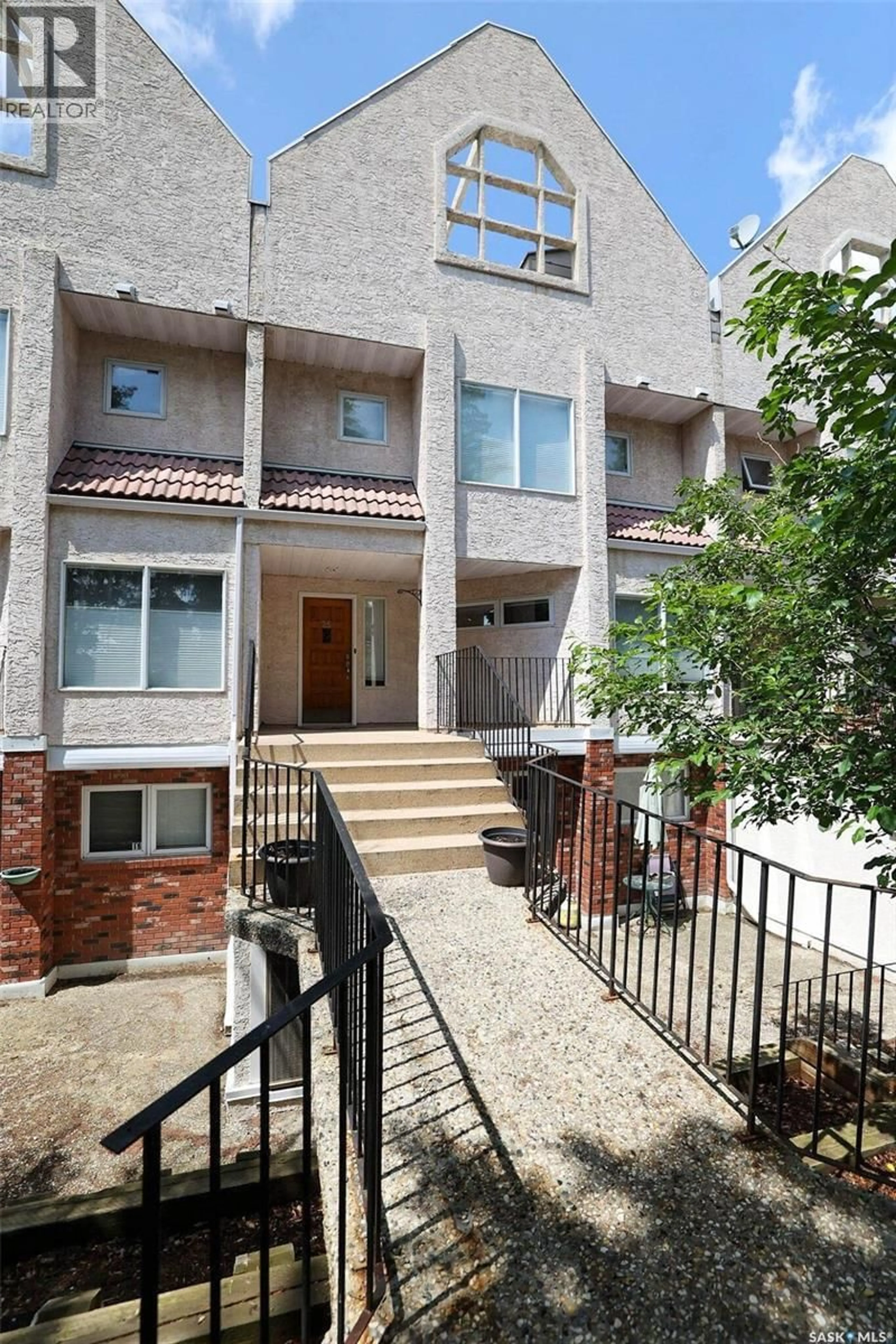 Unknown for 25 2338 ASSINIBOINE AVENUE E, Regina Saskatchewan S4V2G2