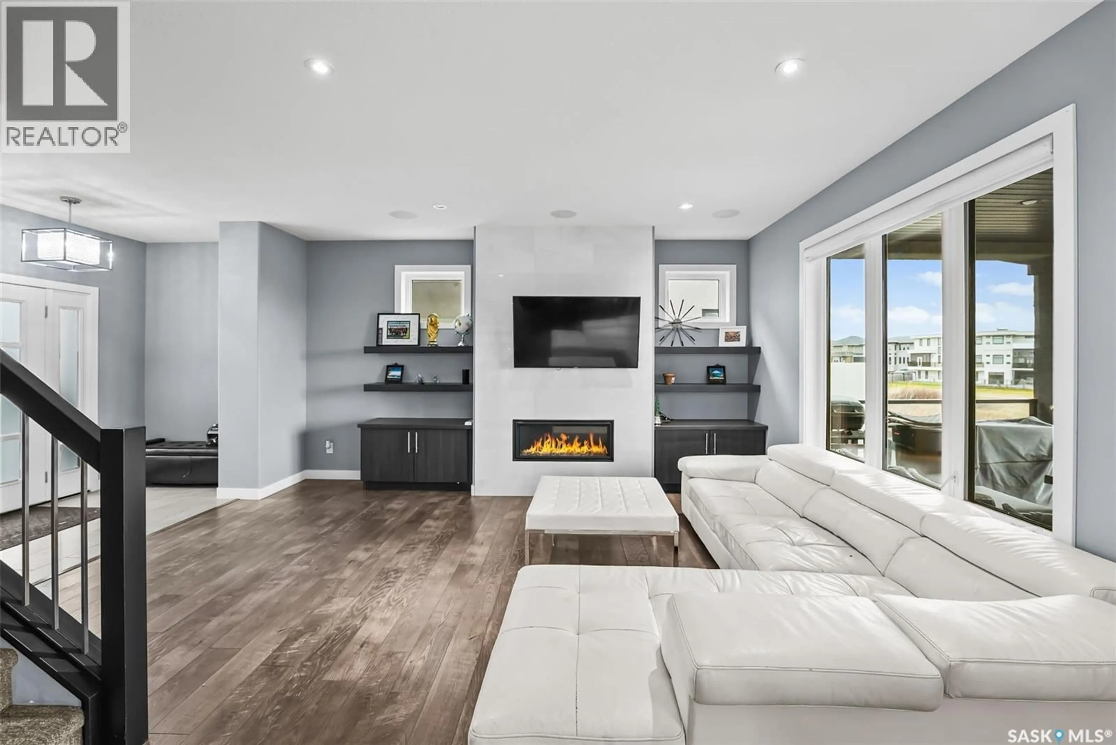 Living room with furniture, unknown for 4357 ALBULET DRIVE, Regina Saskatchewan S4W0L6