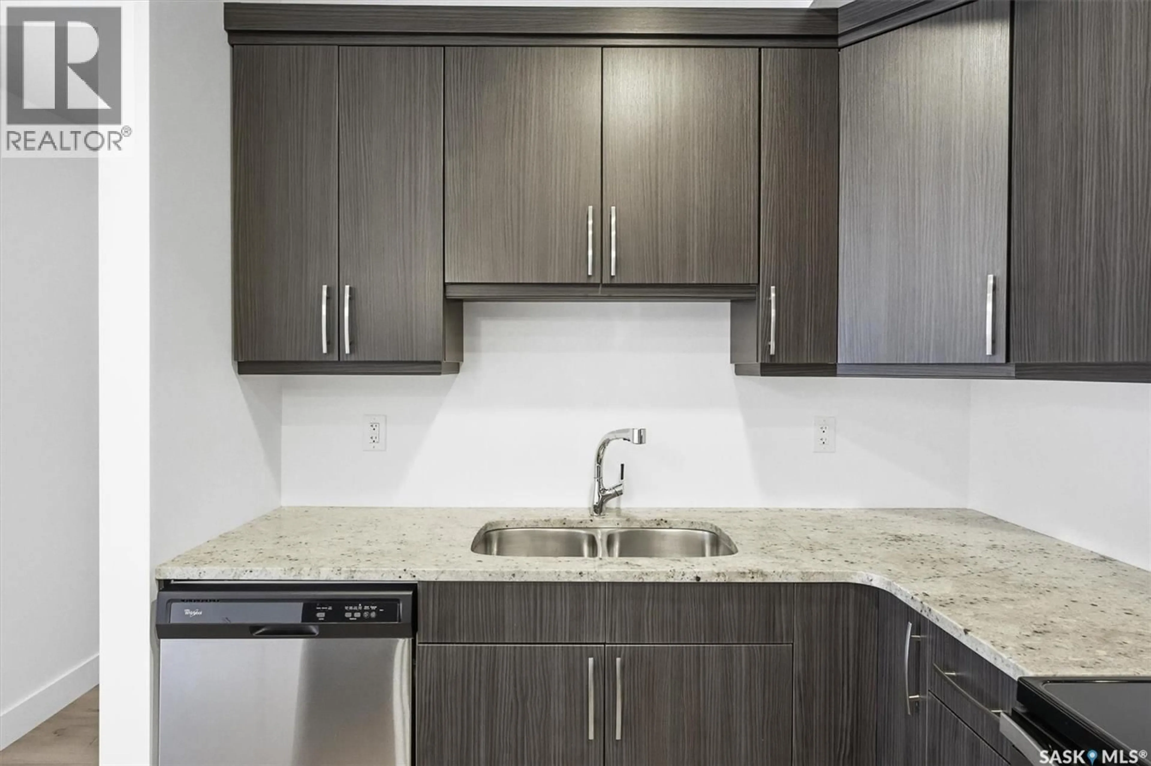 Standard kitchen, unknown for 770 - 105 CHILDERS CRESCENT, Saskatoon Saskatchewan S7L6W1