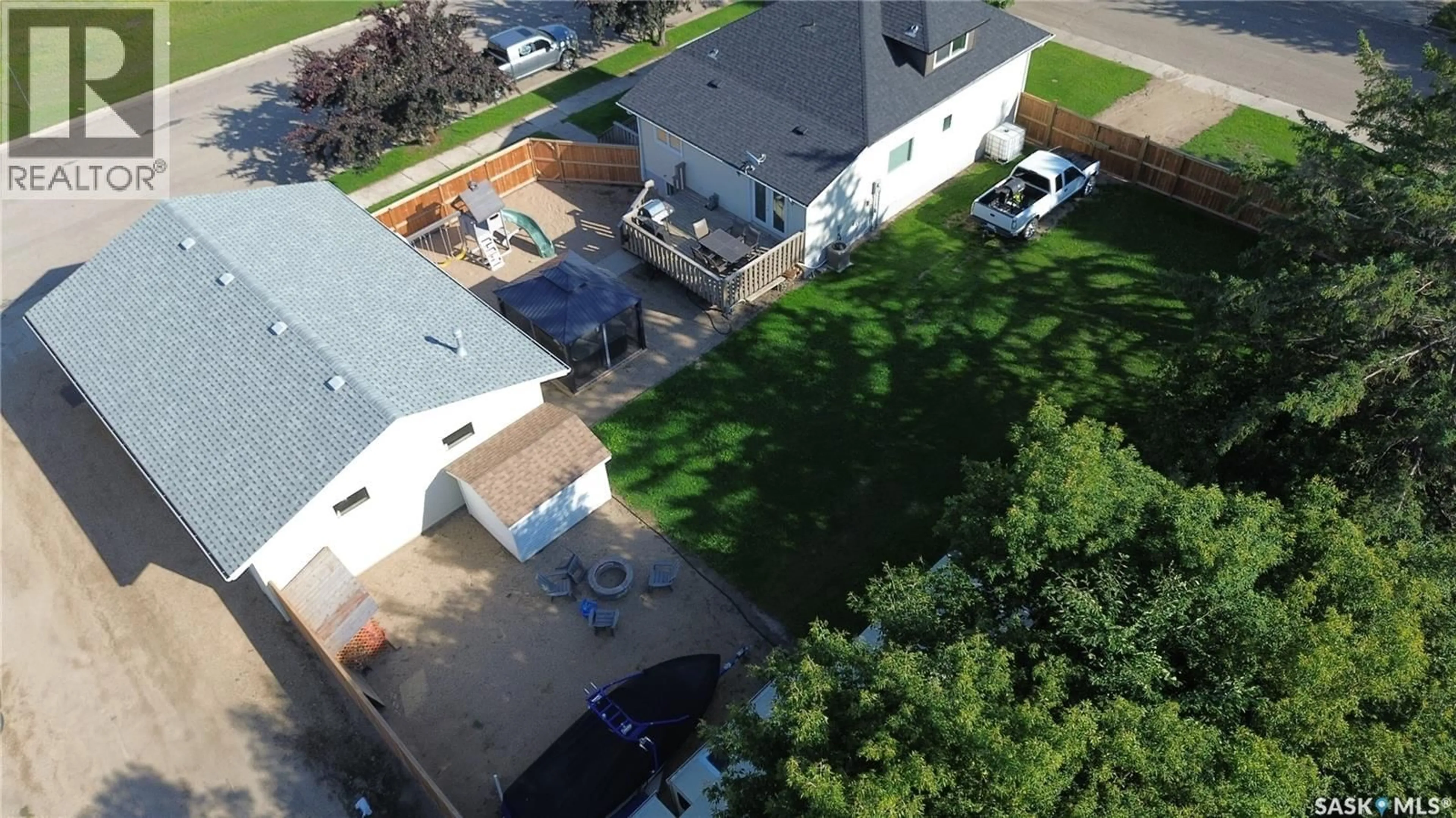 A pic from outside/outdoor area/front of a property/back of a property/a pic from drone, unknown for 87 COLLACOTT STREET, Yorkton Saskatchewan S3N0A1
