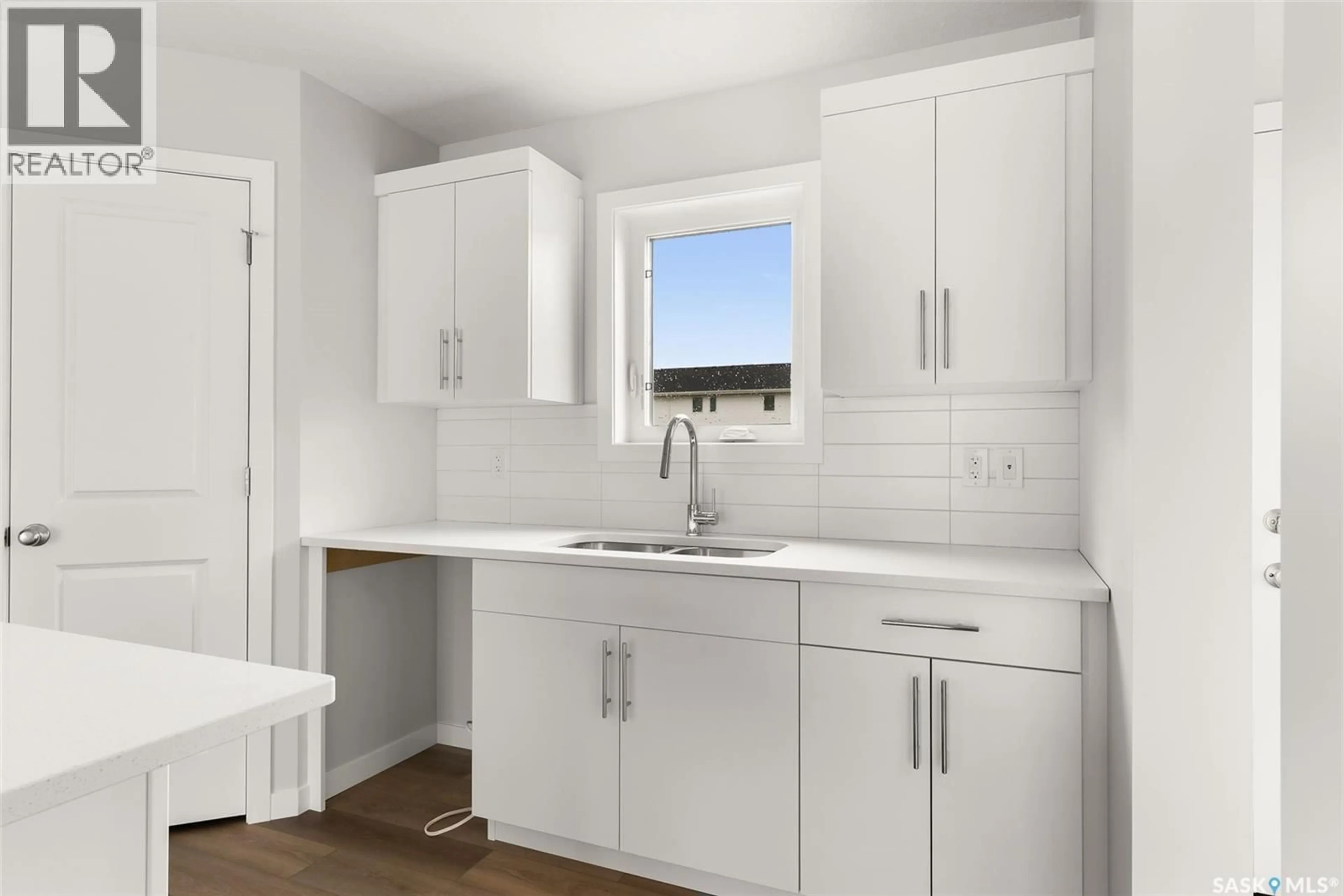 Standard kitchen, ceramic/tile floor for 5416 NICHOLSON AVENUE, Regina Saskatchewan S4V4B4