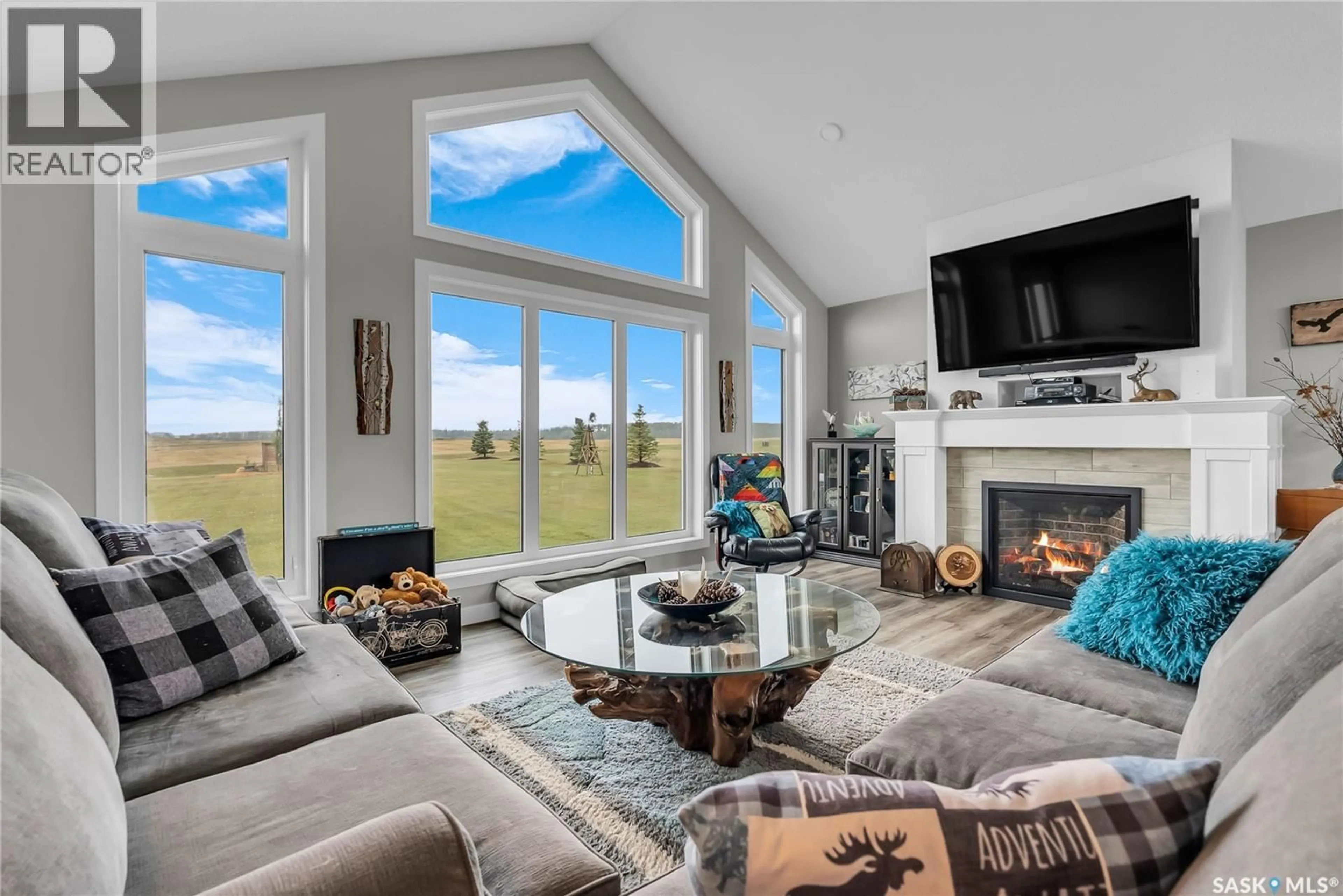 Living room with furniture, unknown for 115 SOUTH SHORE DRIVE, Paddockwood Rm No. 520 Saskatchewan S0J0N0