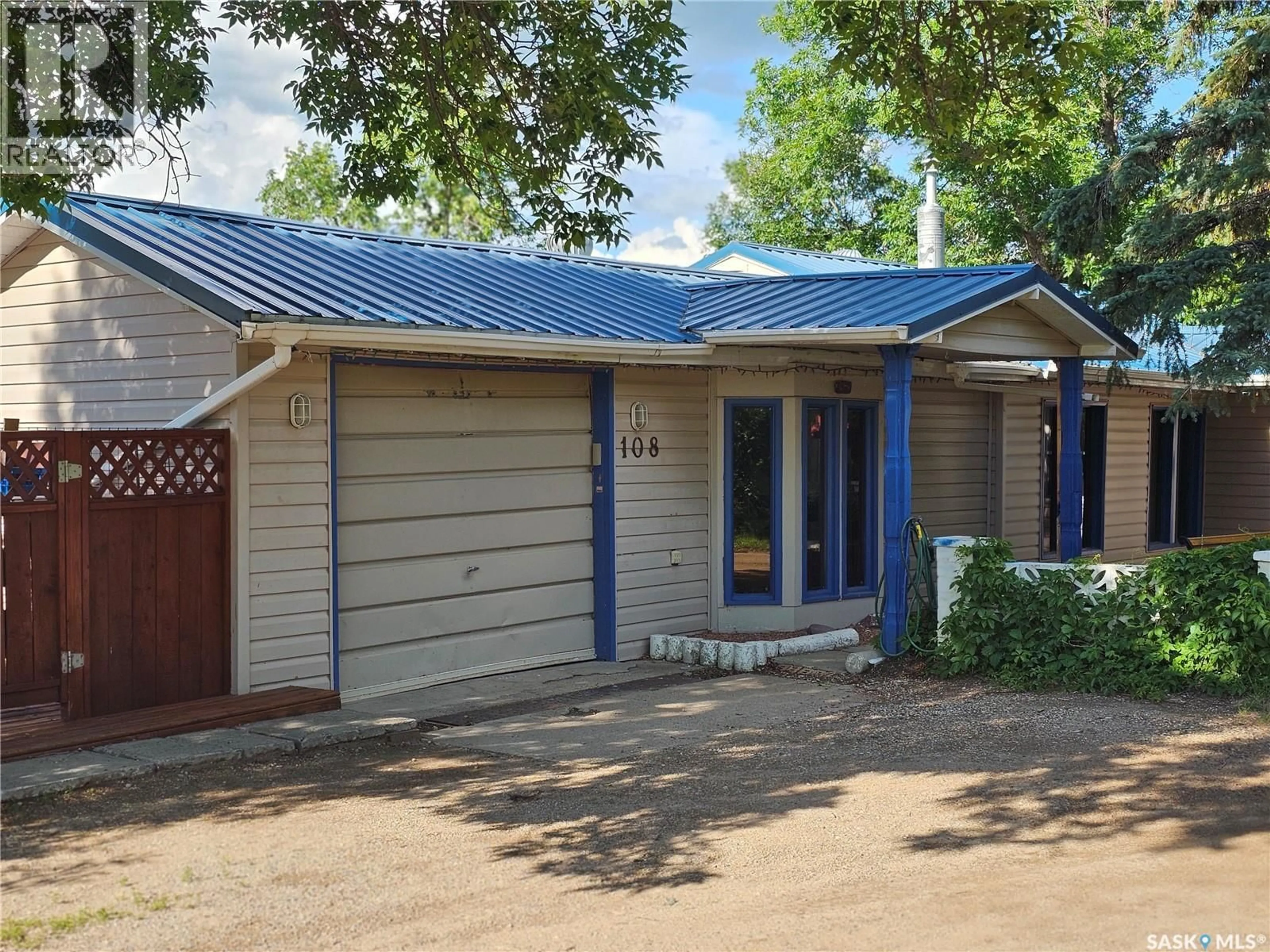 Unknown for 108 BRIERE DRIVE, Regina Beach Saskatchewan S0G4C0