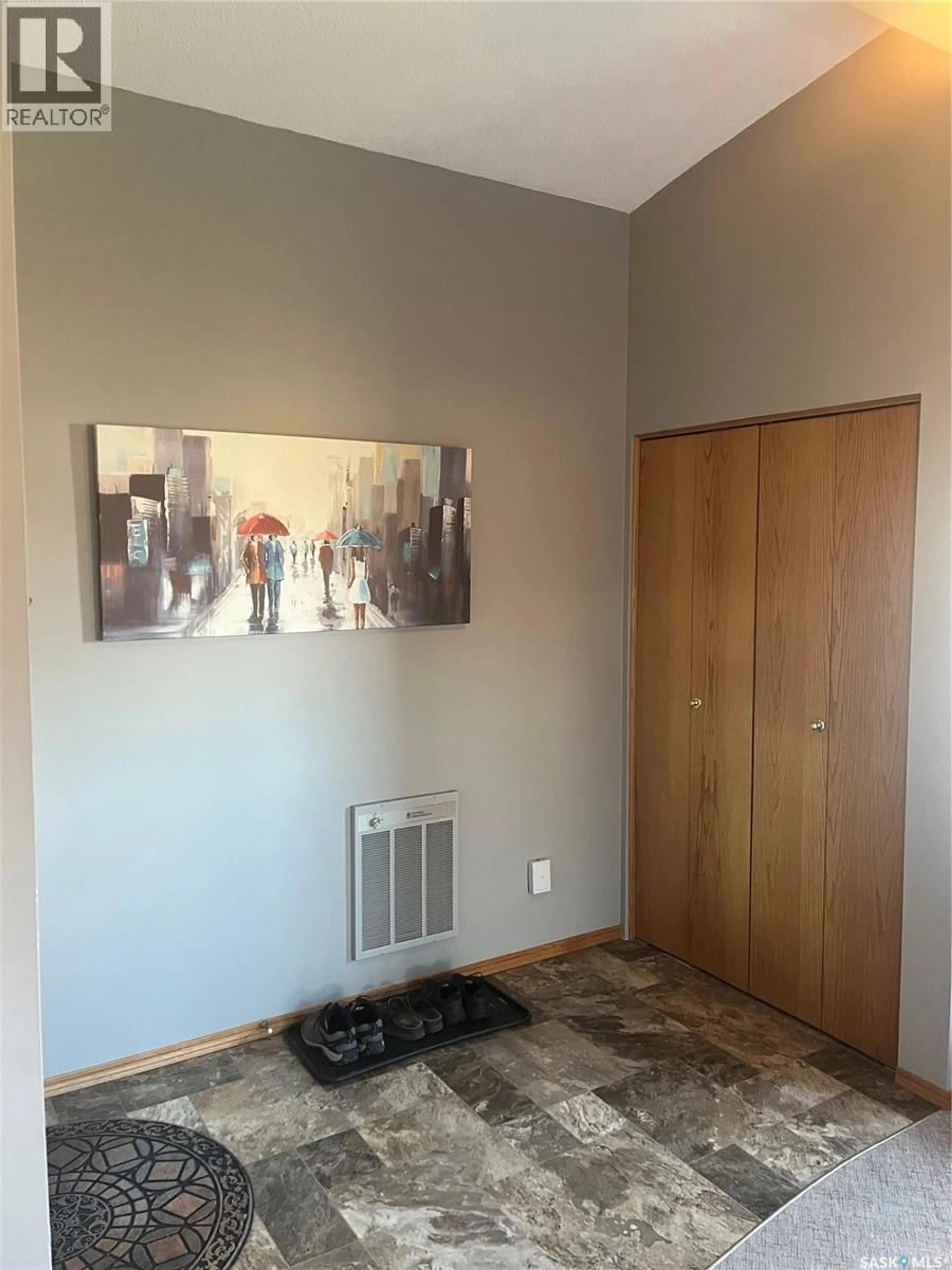 Unknown for 112 ASSINIBOIA AVENUE, Assiniboia Saskatchewan S0H0B0