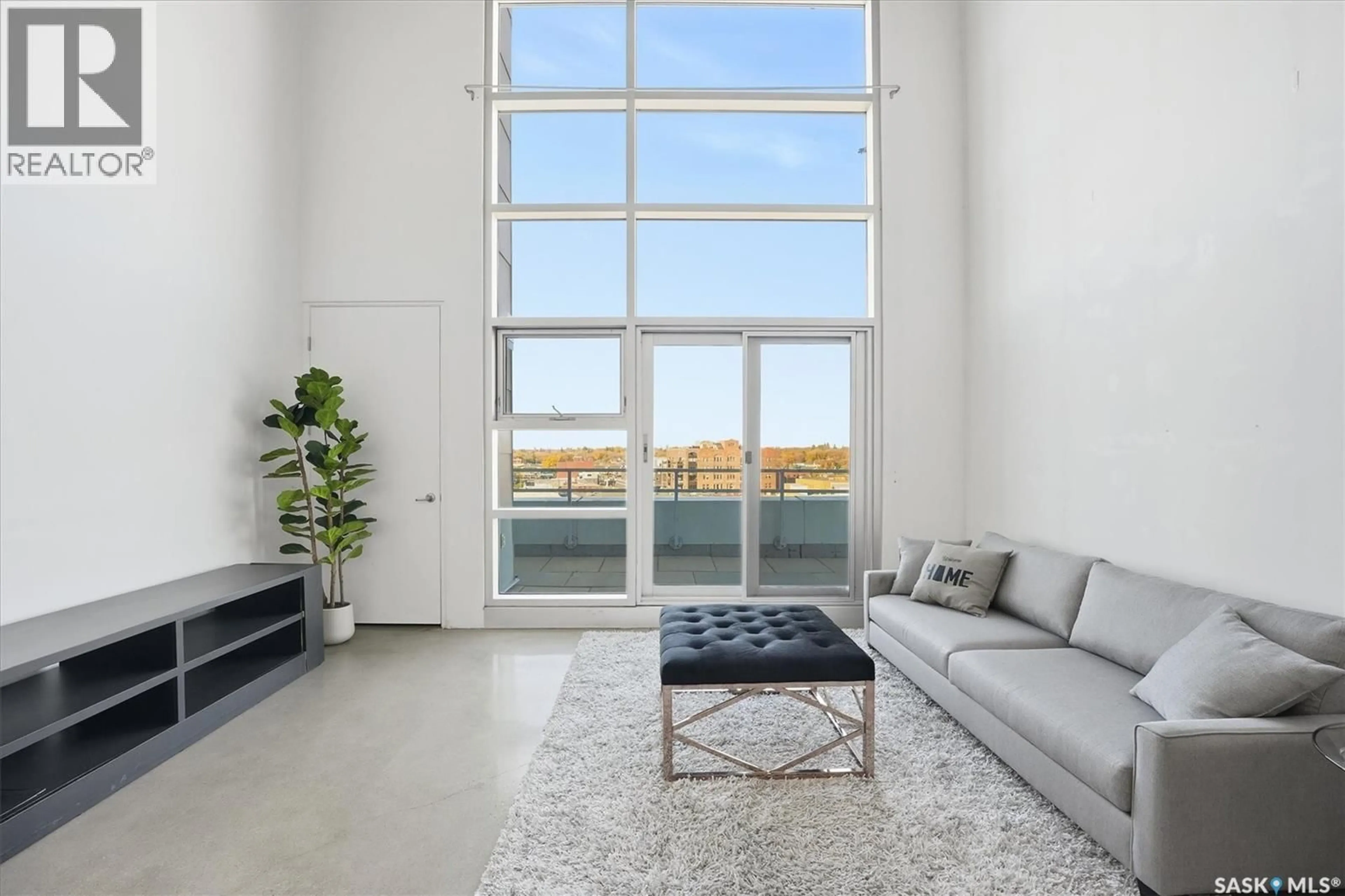 Living room with furniture, unknown for 529 120 23RD STREET, Saskatoon Saskatchewan S7K0K8