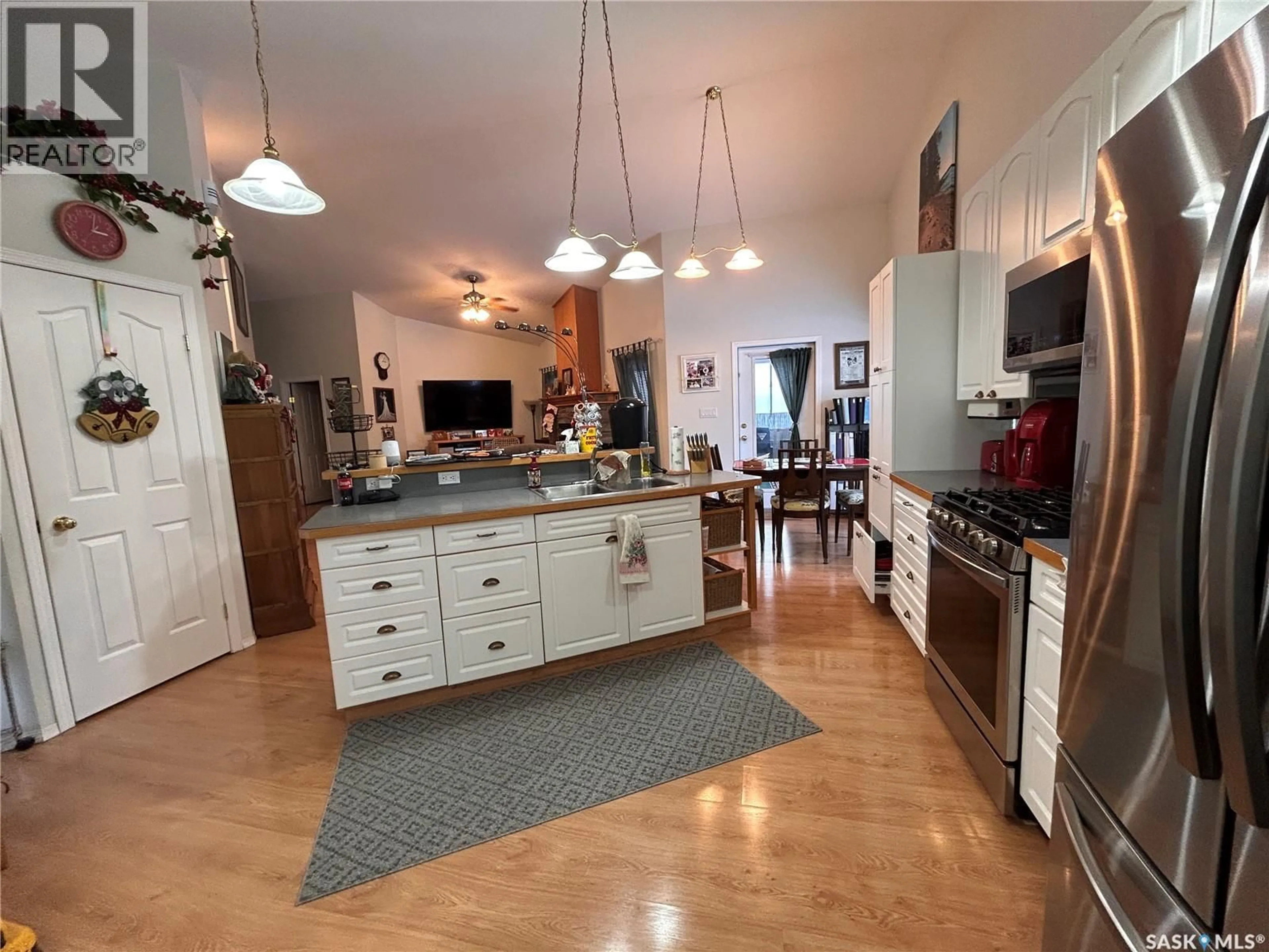 Open concept kitchen, ceramic/tile floor for 3 FALCON PLACE, Candle Lake Saskatchewan S0J3E0