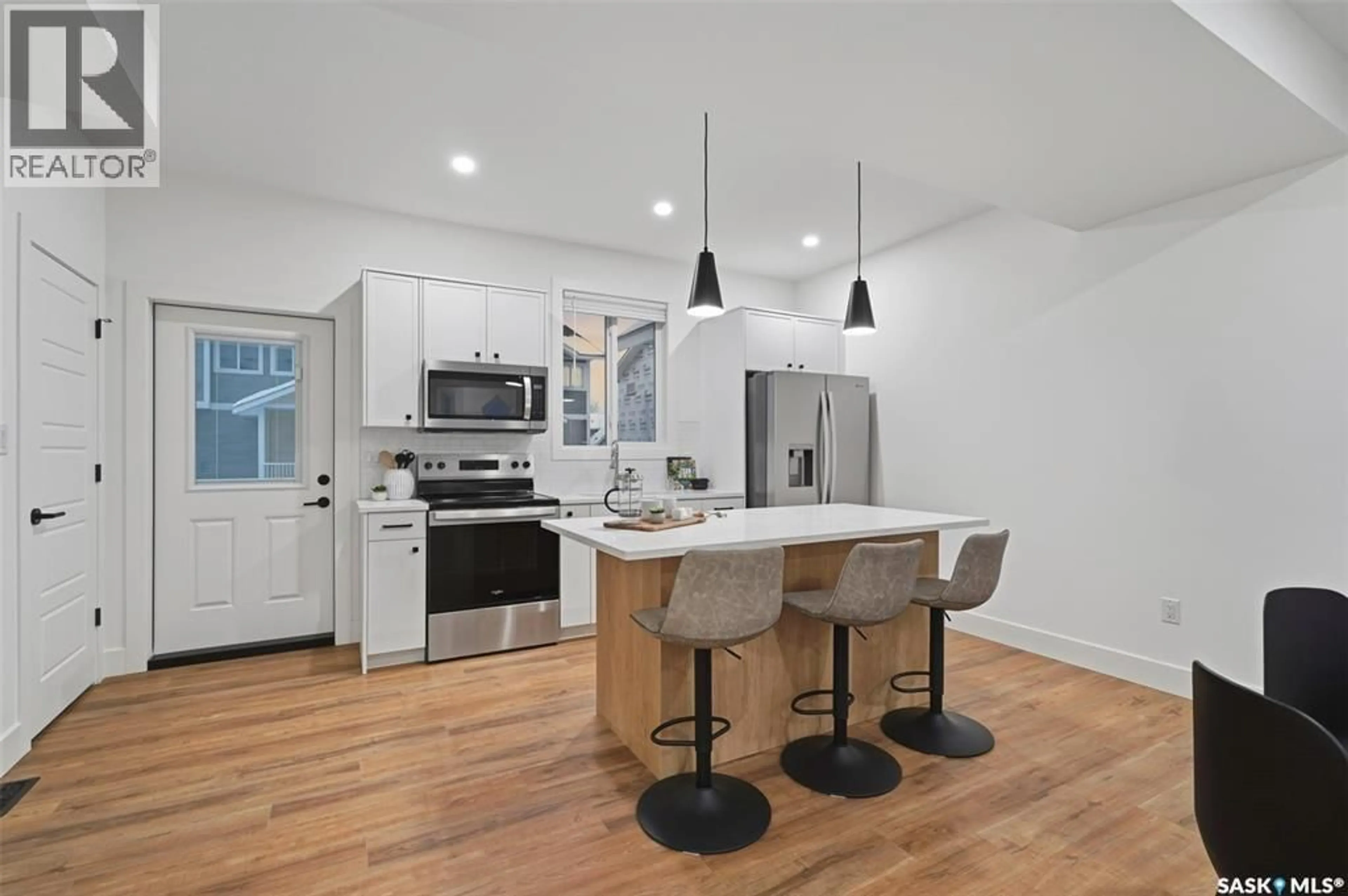 Open concept kitchen, unknown for W - 139 3220 11TH STREET, Saskatoon Saskatchewan S7M5M4