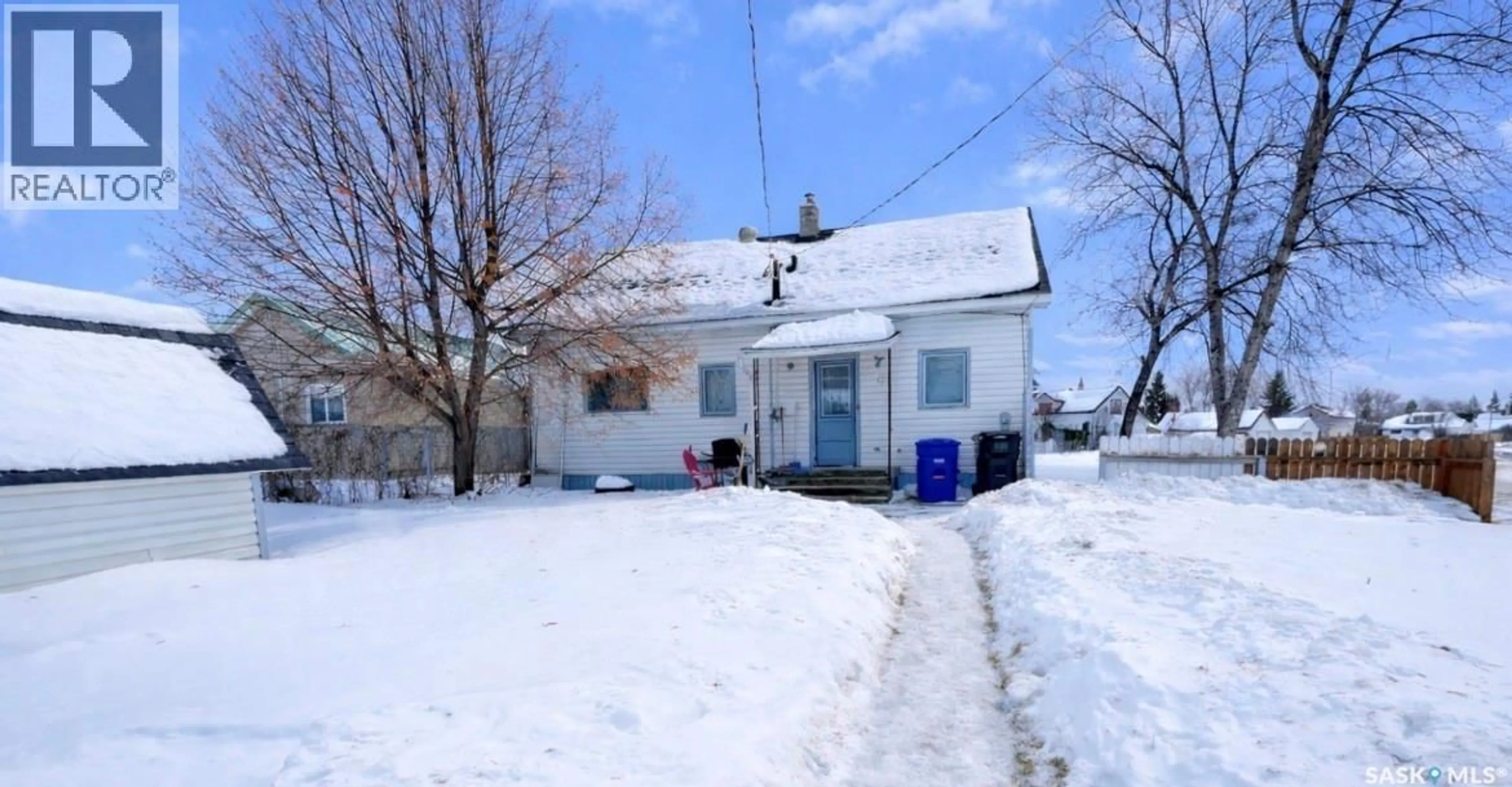 Shed for 600 MAPLE ROAD, Nipawin Saskatchewan S0E1E0