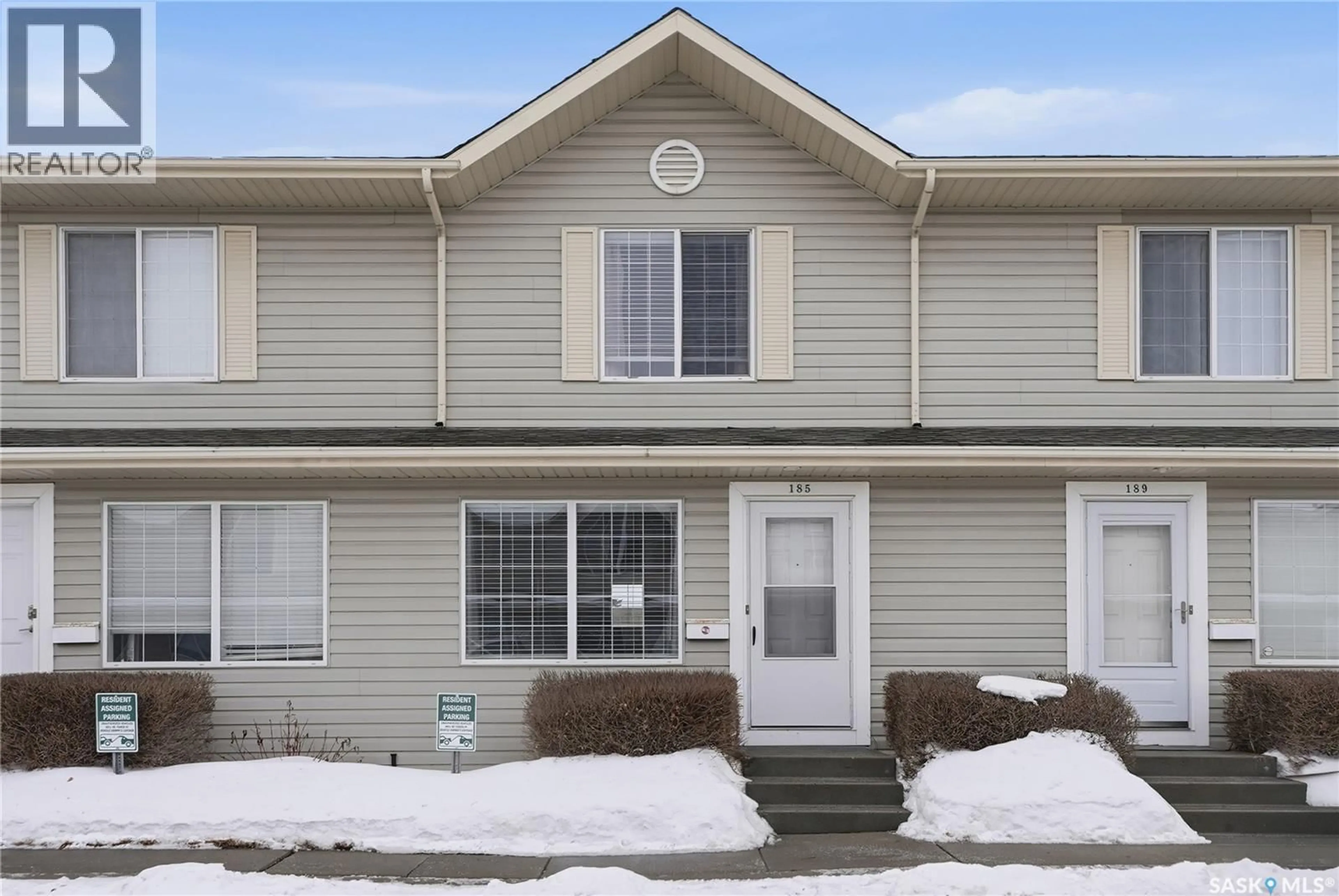 Home with vinyl exterior material, street for 815 - 185 KRISTJANSON ROAD, Saskatoon Saskatchewan S7S1M6