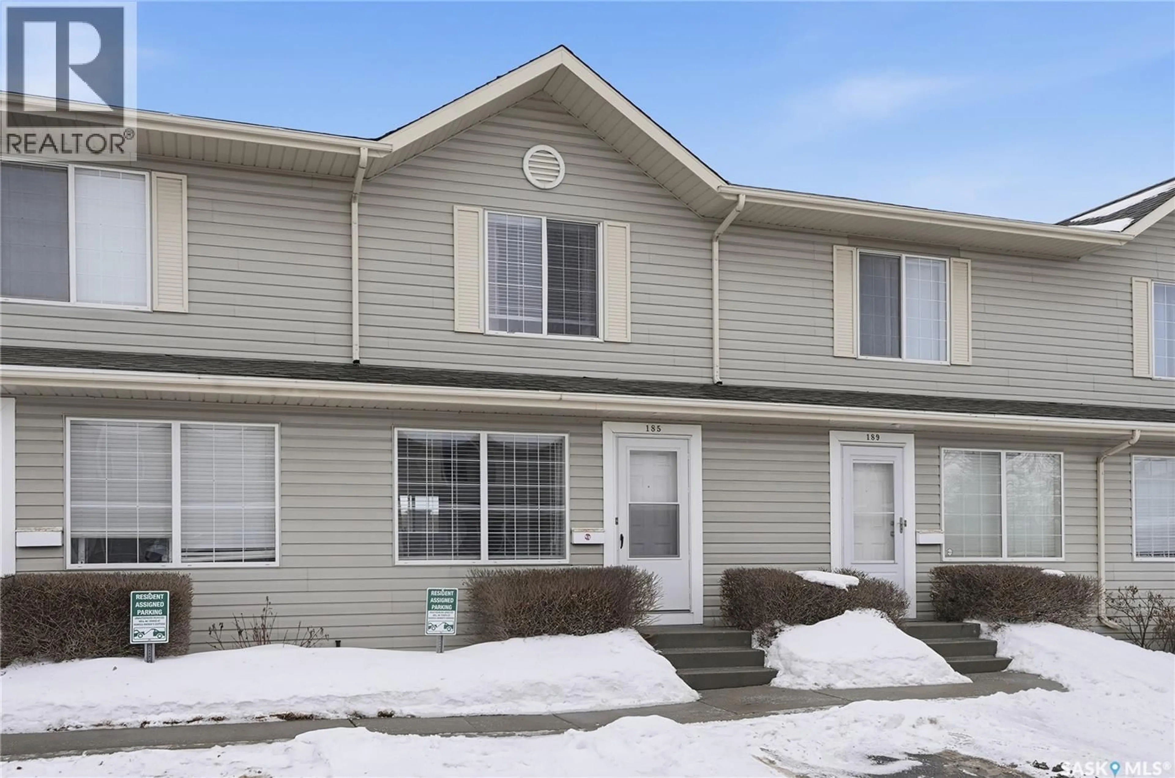 Home with vinyl exterior material, street for 815 - 185 KRISTJANSON ROAD, Saskatoon Saskatchewan S7S1M6