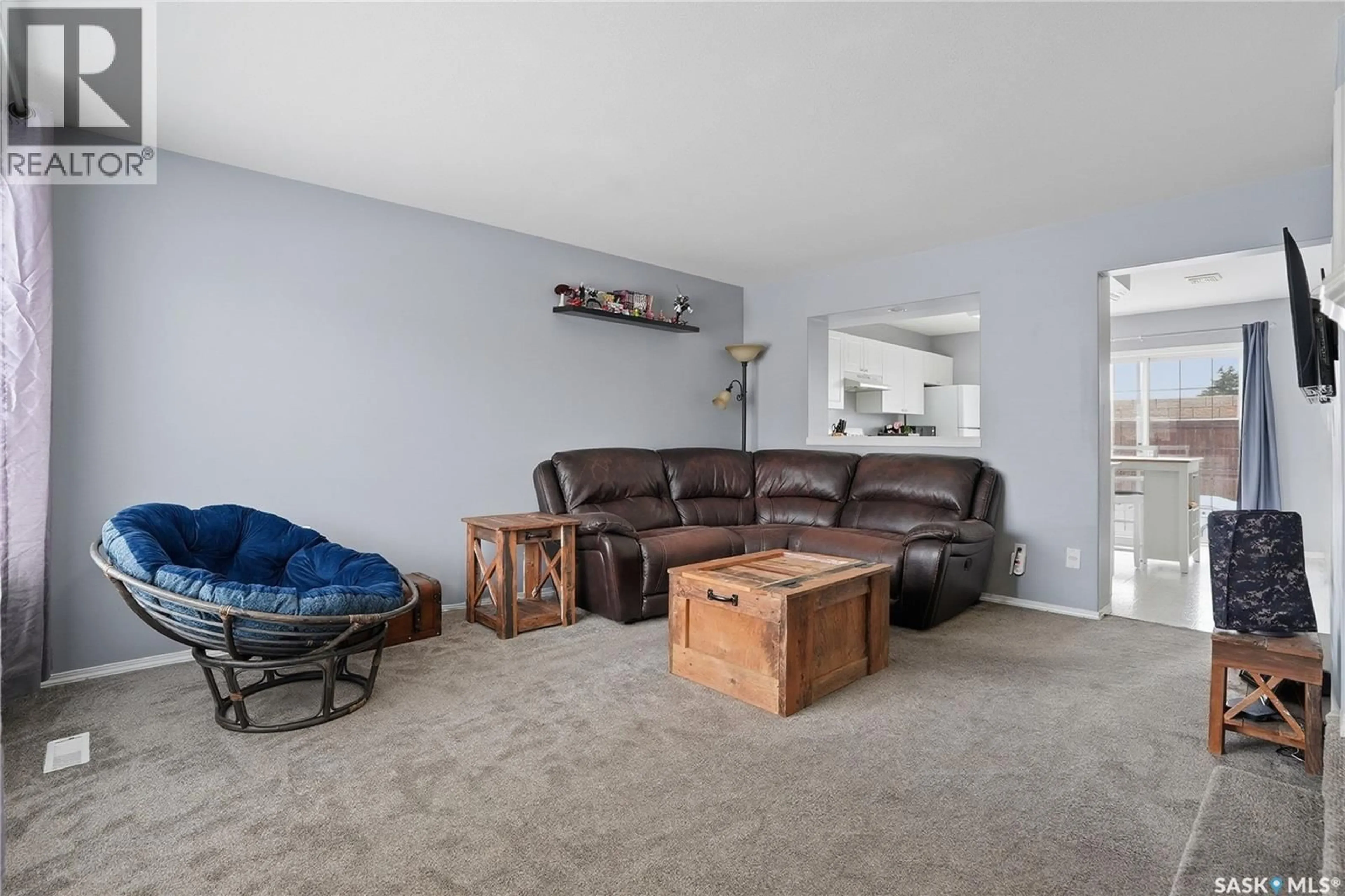 Living room with furniture, unknown for 815 - 185 KRISTJANSON ROAD, Saskatoon Saskatchewan S7S1M6