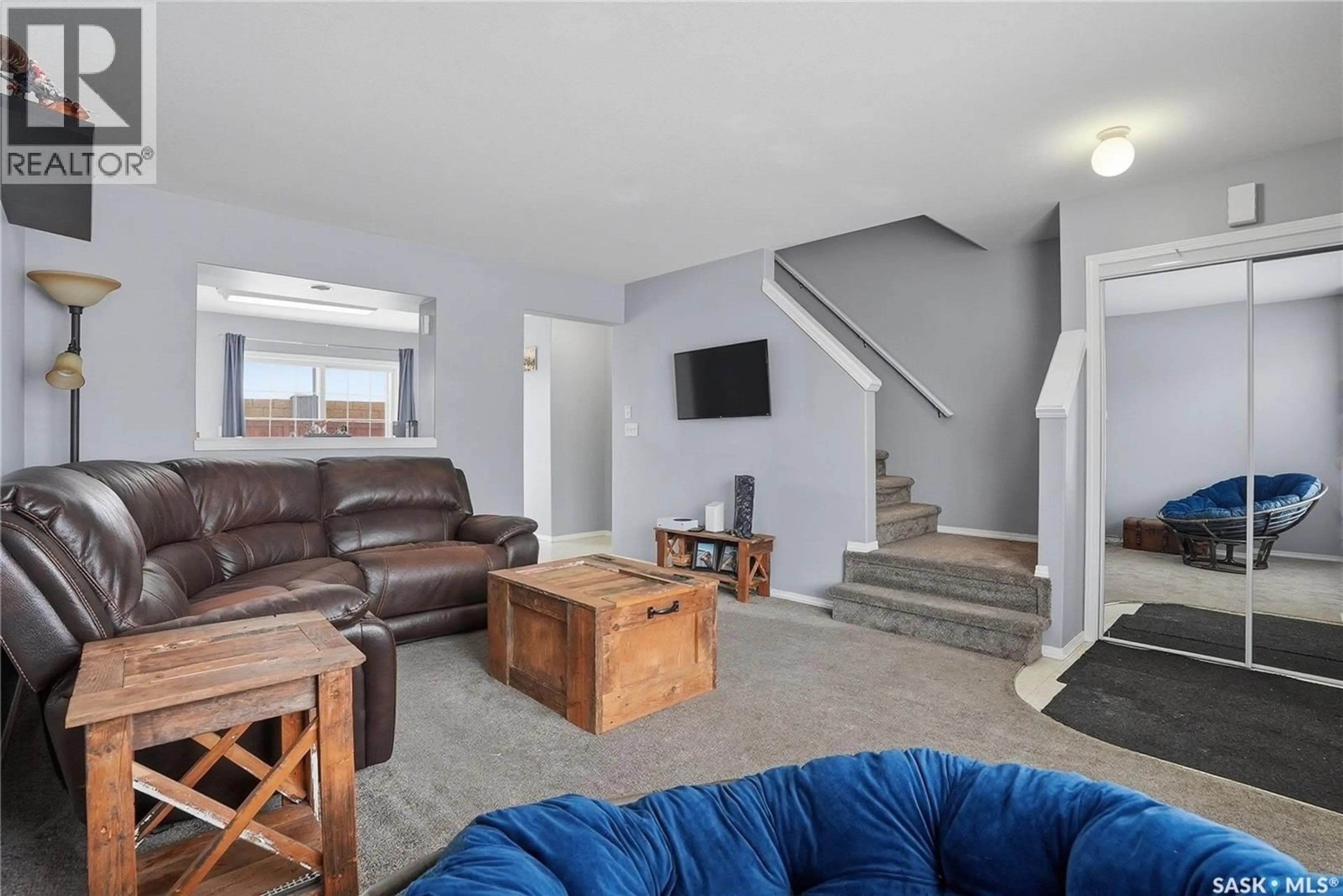 Living room with furniture, unknown for 815 - 185 KRISTJANSON ROAD, Saskatoon Saskatchewan S7S1M6