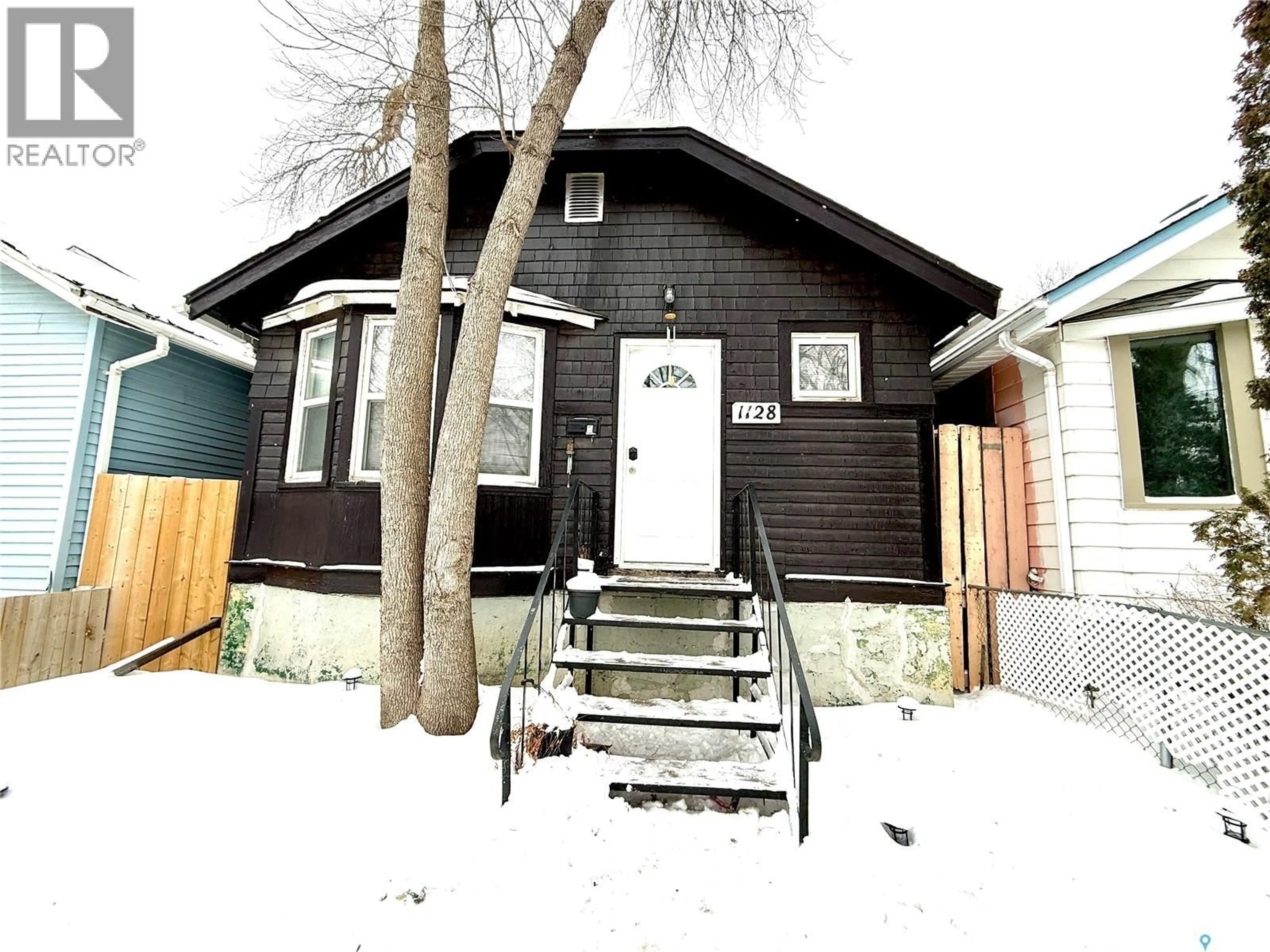 Unknown for 1128 GARNET STREET, Regina Saskatchewan S4T2X8