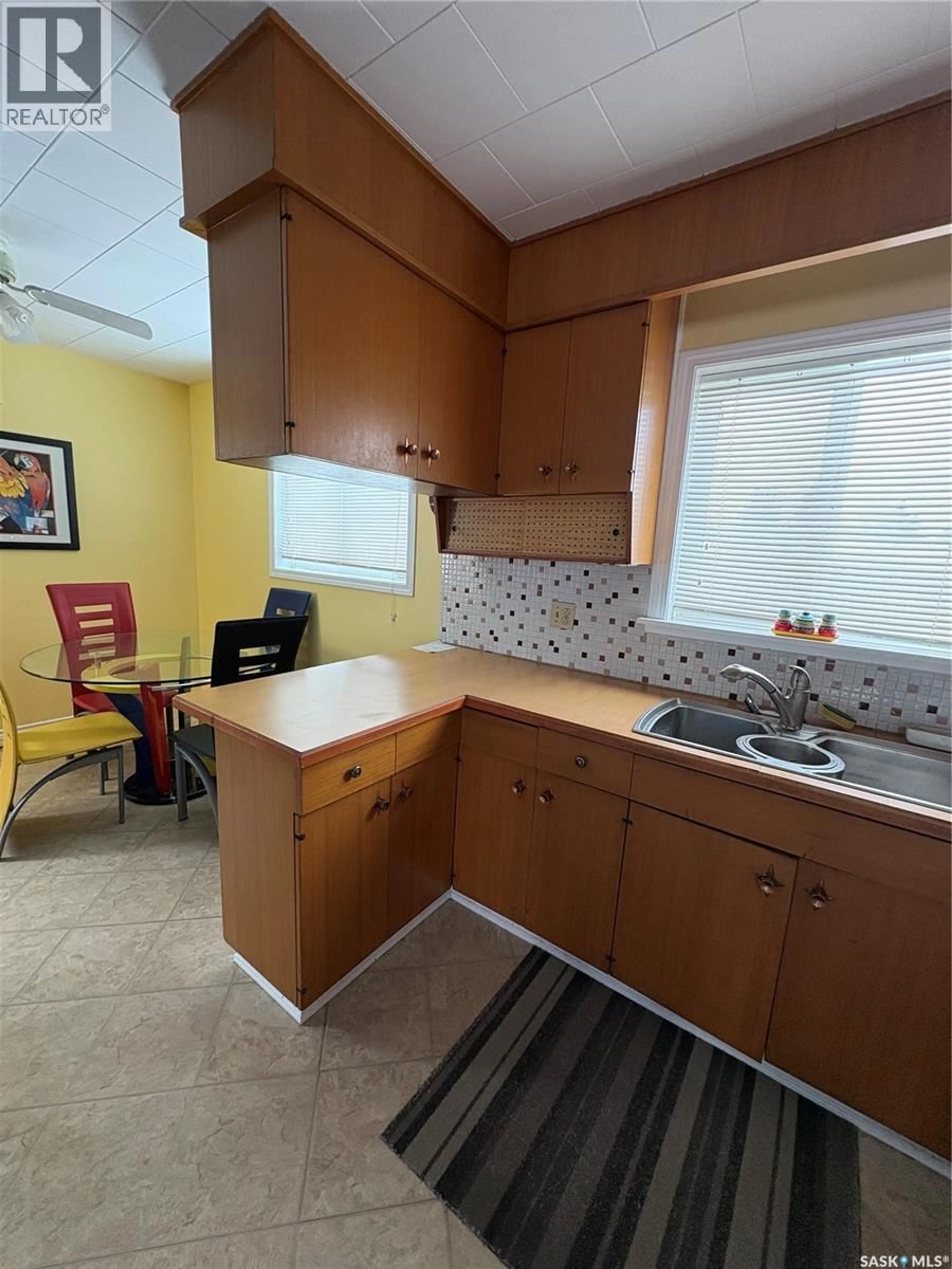 Standard kitchen, unknown for 207 3RD STREET, Ituna Saskatchewan S0A1N0