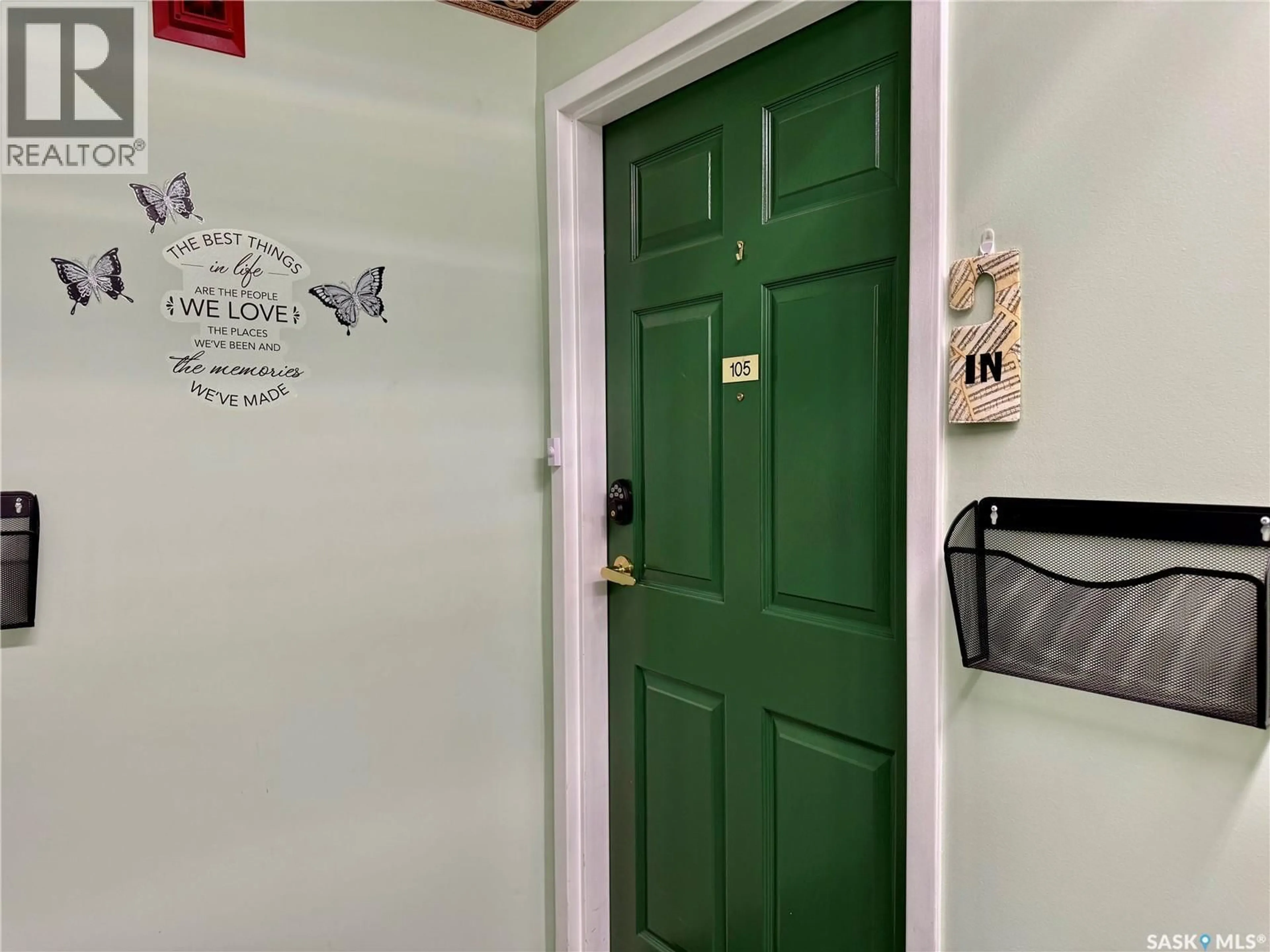 Indoor entryway for 105 602 7TH STREET, Humboldt Saskatchewan S0K2A0