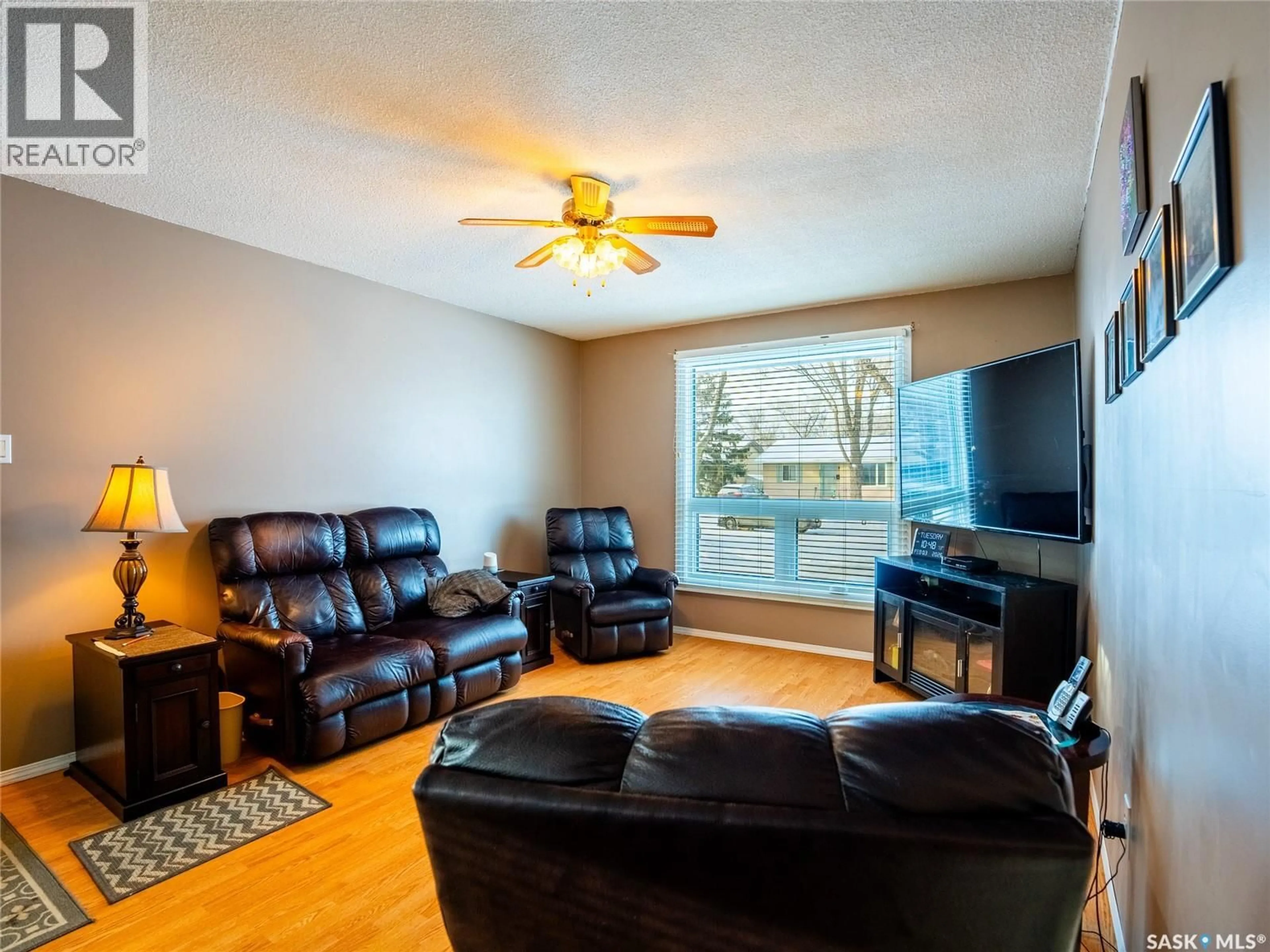 Living room with furniture, unknown for 318 FORSYTH CRESCENT, Regina Saskatchewan S4R5L5