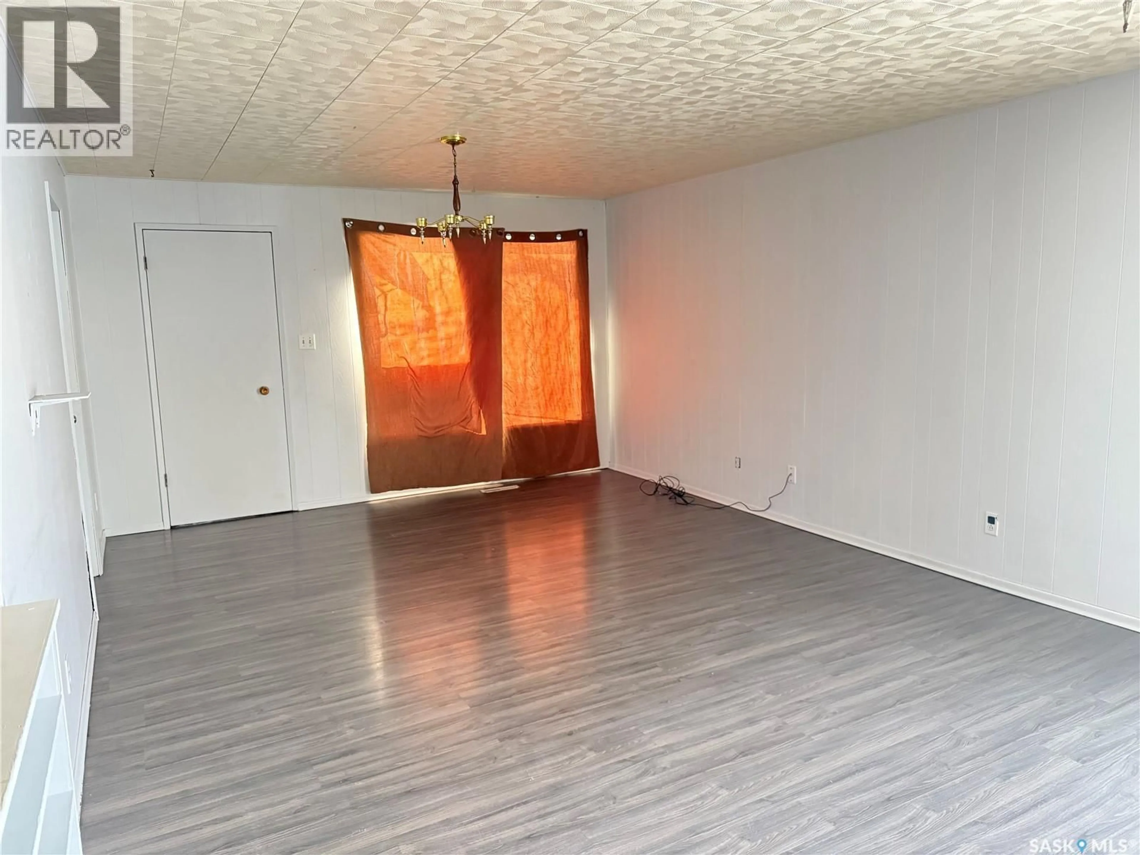 A pic of a room for 203 CENTRE STREET, Naicam Saskatchewan S0K2Z0