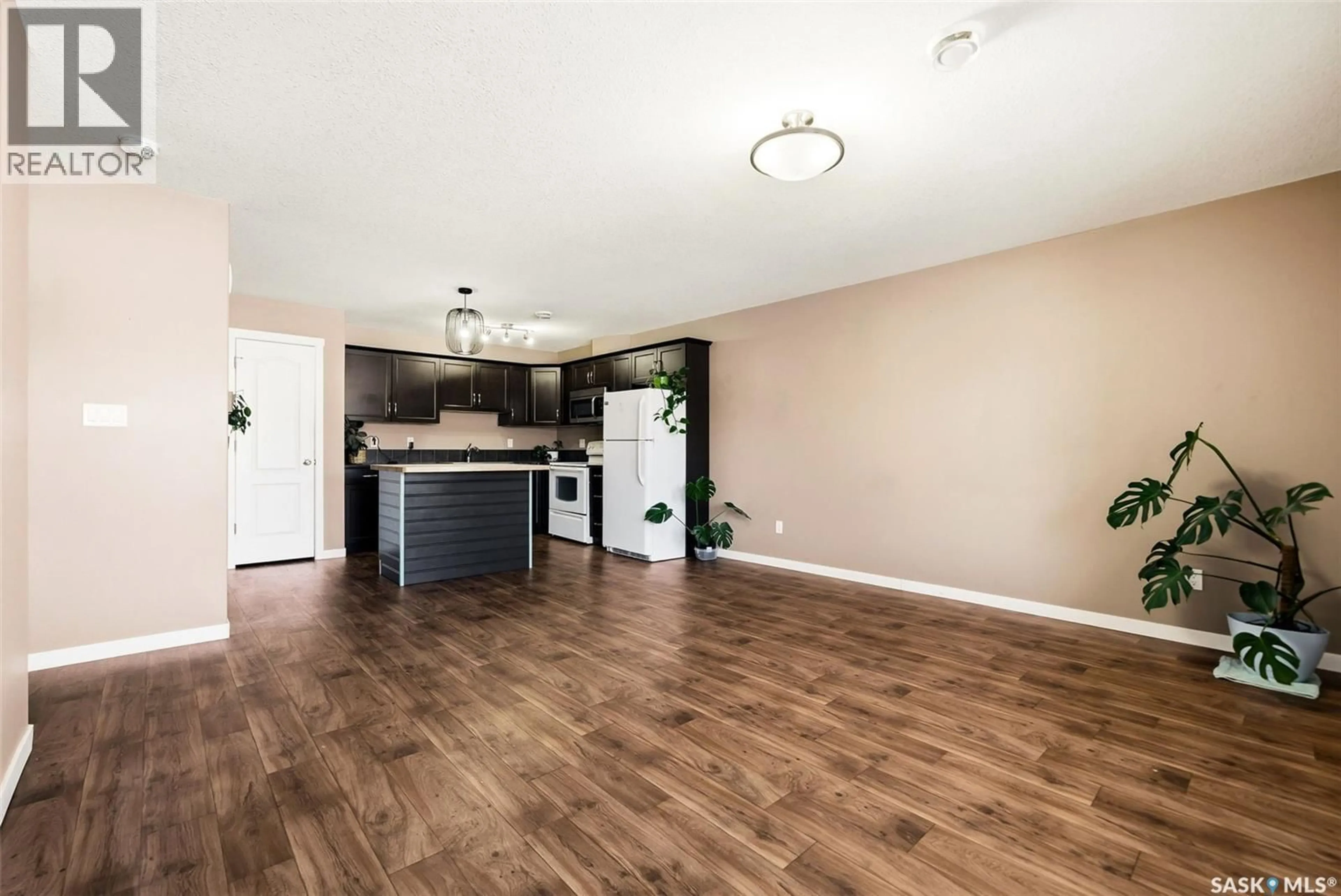 Unknown for 110 - 1210 EMPRESS STREET, Regina Saskatchewan S4T1G7