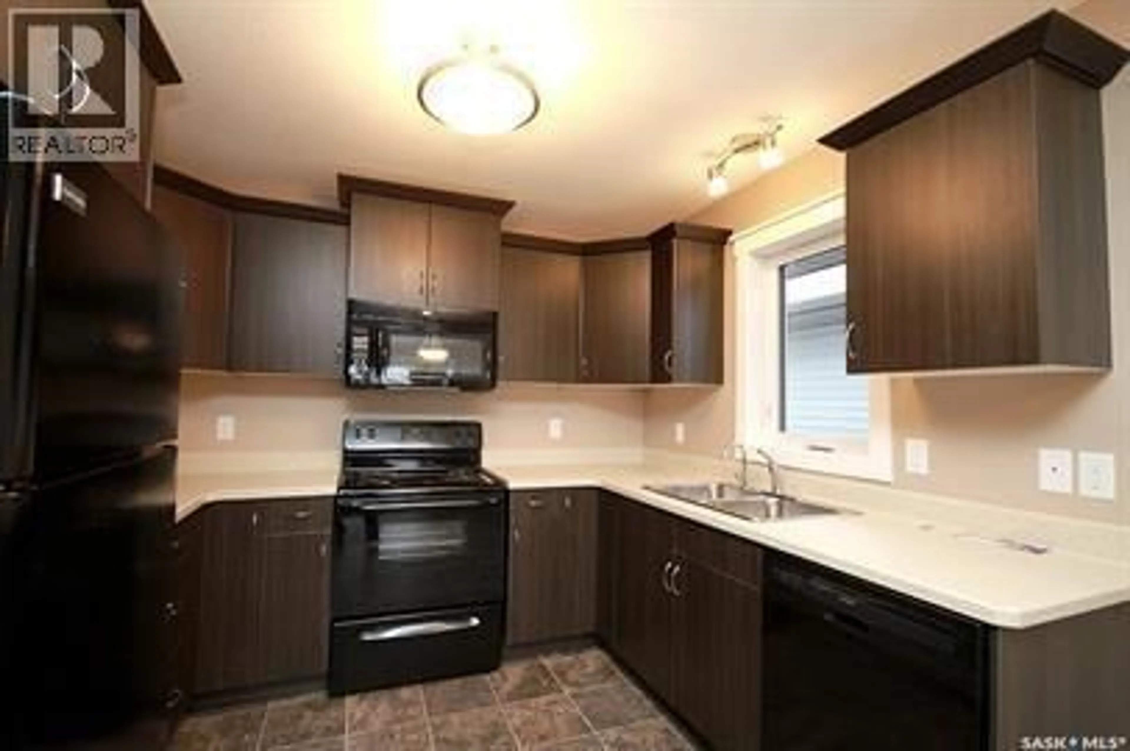 Standard kitchen, unknown for 2310 LINDSAY STREET, Regina Saskatchewan S4N3C4